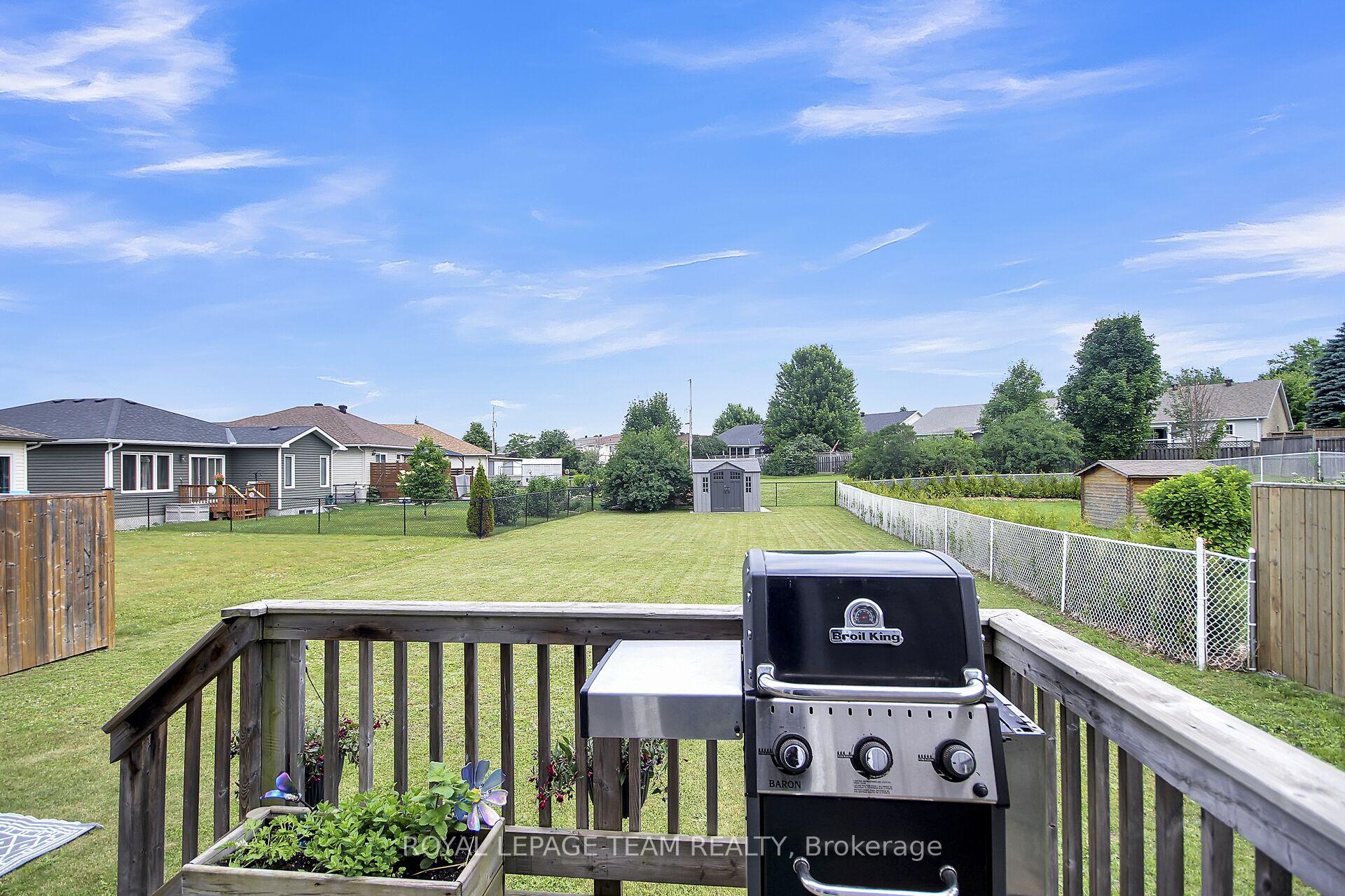 Photo 25 of 167 Harold Street, Smiths Falls — HOMEH