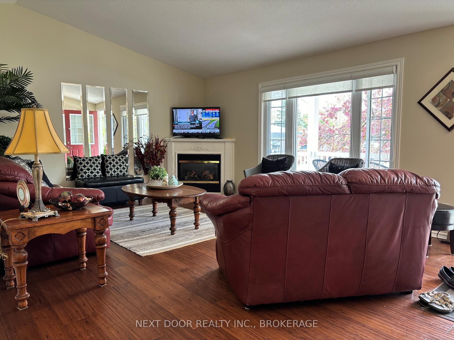 Photo 4 of 4 Pebble Beach Parkway, South Huron, Stephen — HOMEH