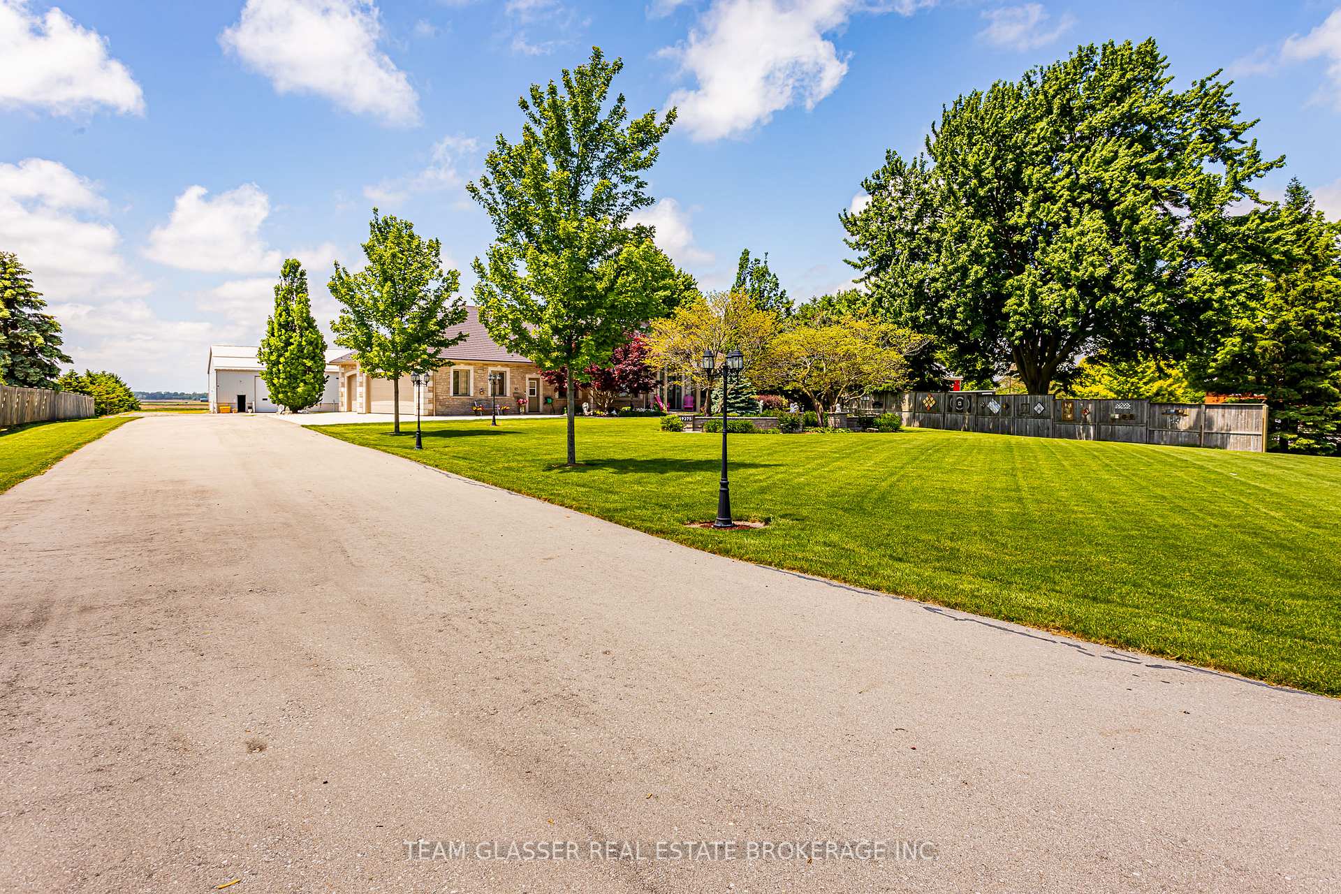 Photo 4 of 69375 Victoria Drive, South Huron, Stephen — HOMEH