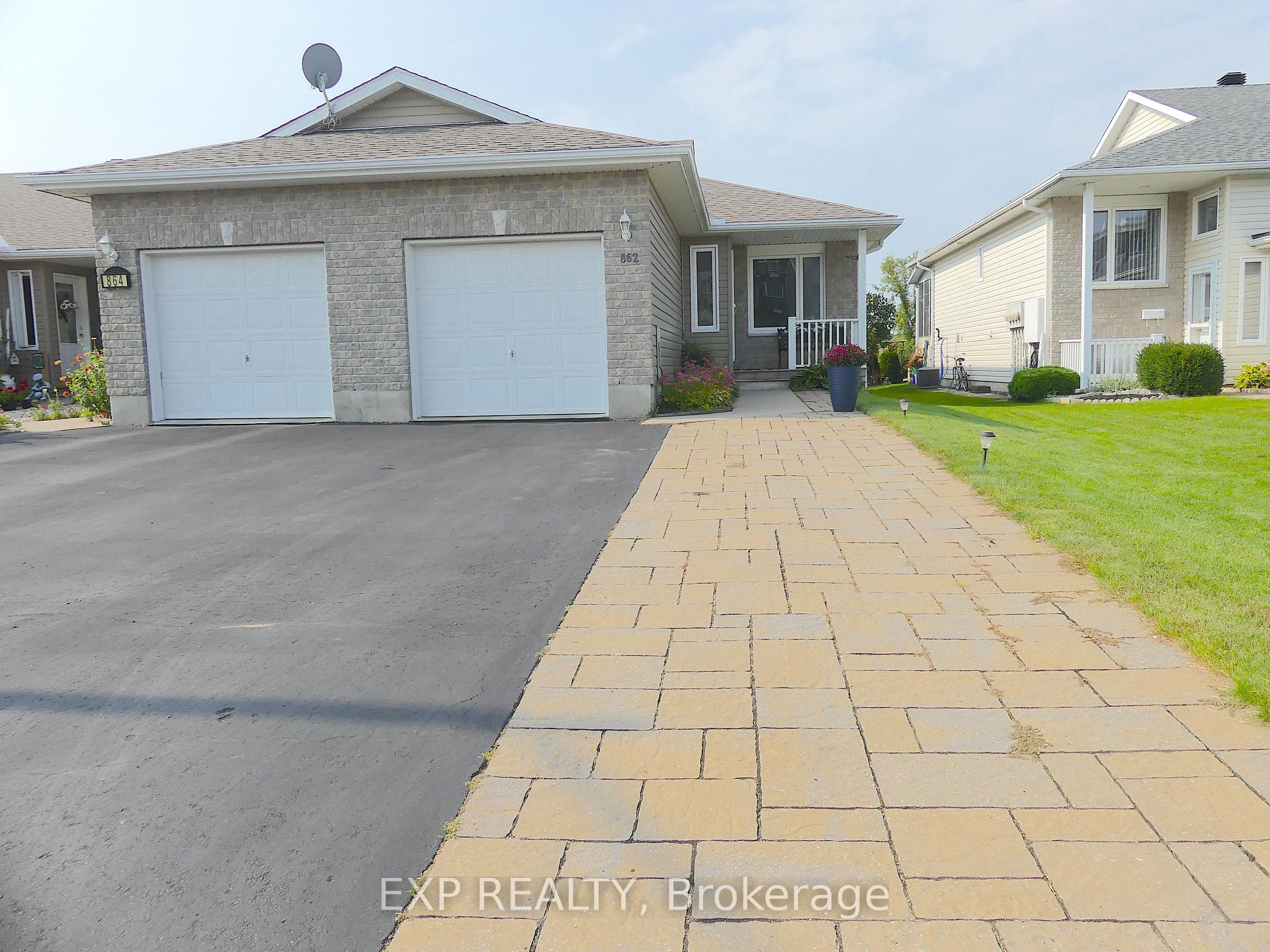 Photo 1 of 862 Eighth Street, Renfrew — HOMEH