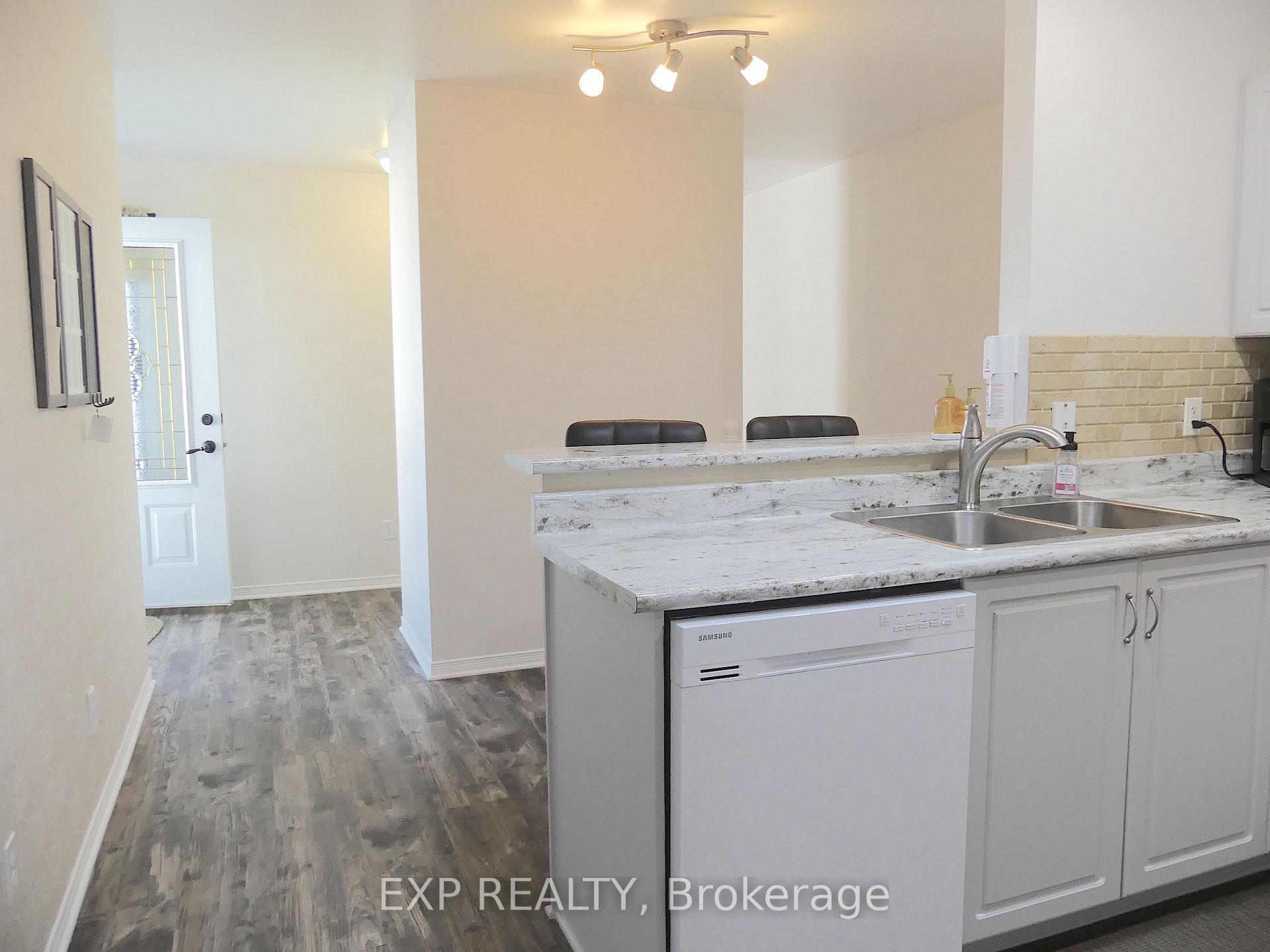 Photo 6 of 862 Eighth Street, Renfrew — HOMEH