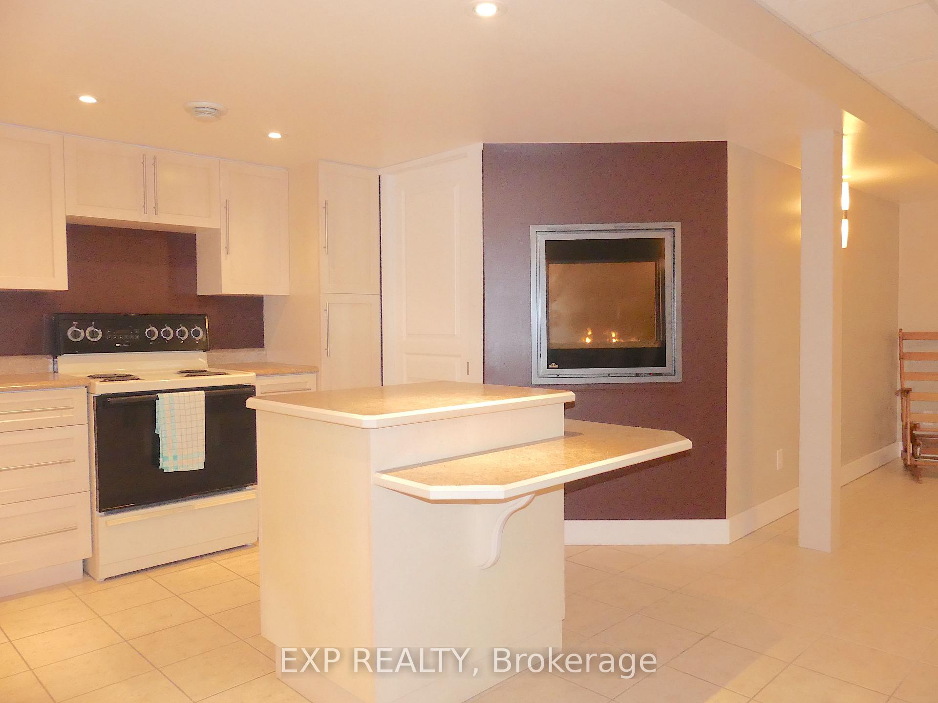 Photo 17 of 862 Eighth Street, Renfrew — HOMEH