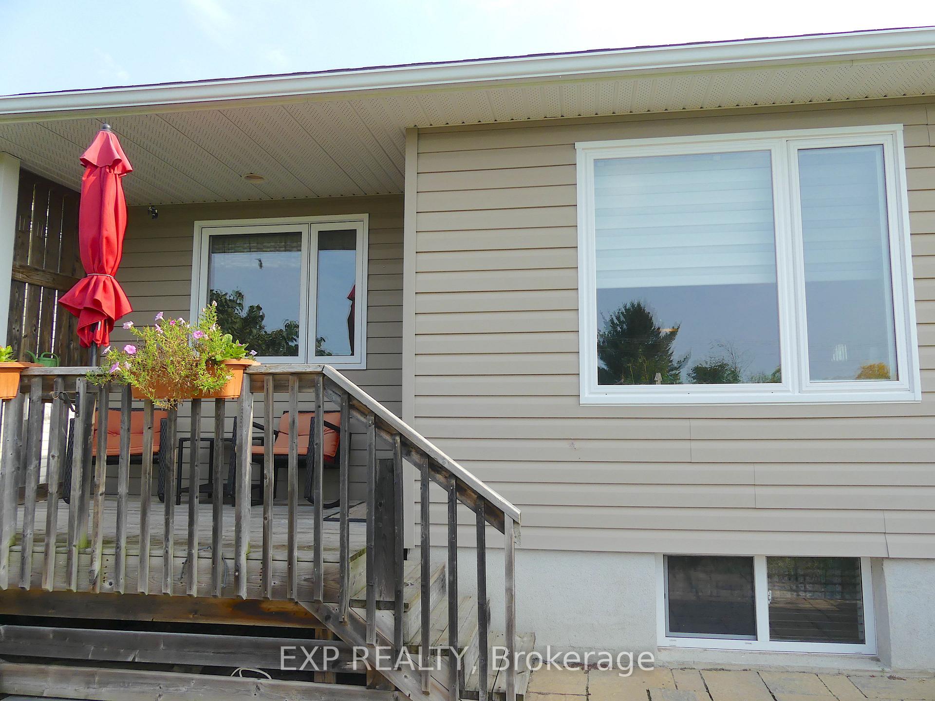 Photo 26 of 862 Eighth Street, Renfrew — HOMEH