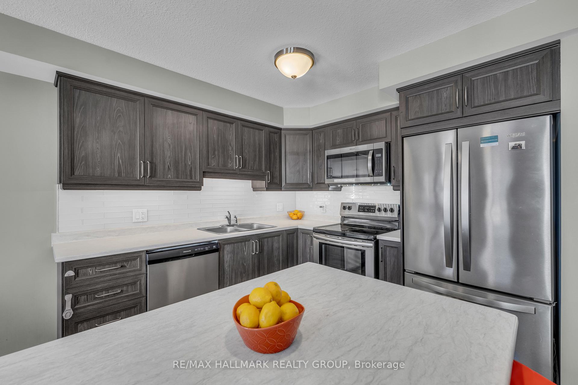 Photo 11 of 1 Staples Boulevard, Smiths Falls — HOMEH