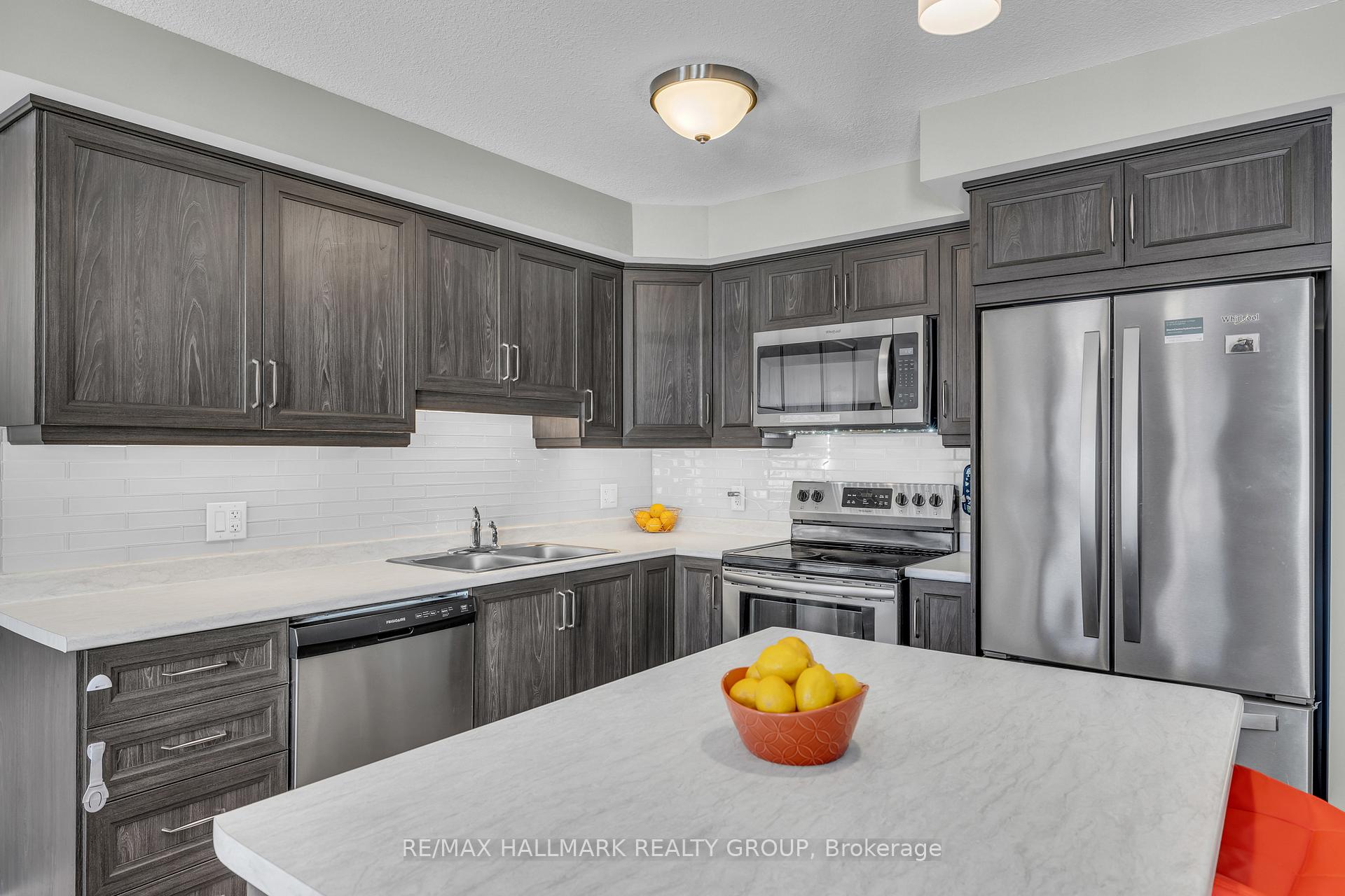 Photo 12 of 1 Staples Boulevard, Smiths Falls — HOMEH