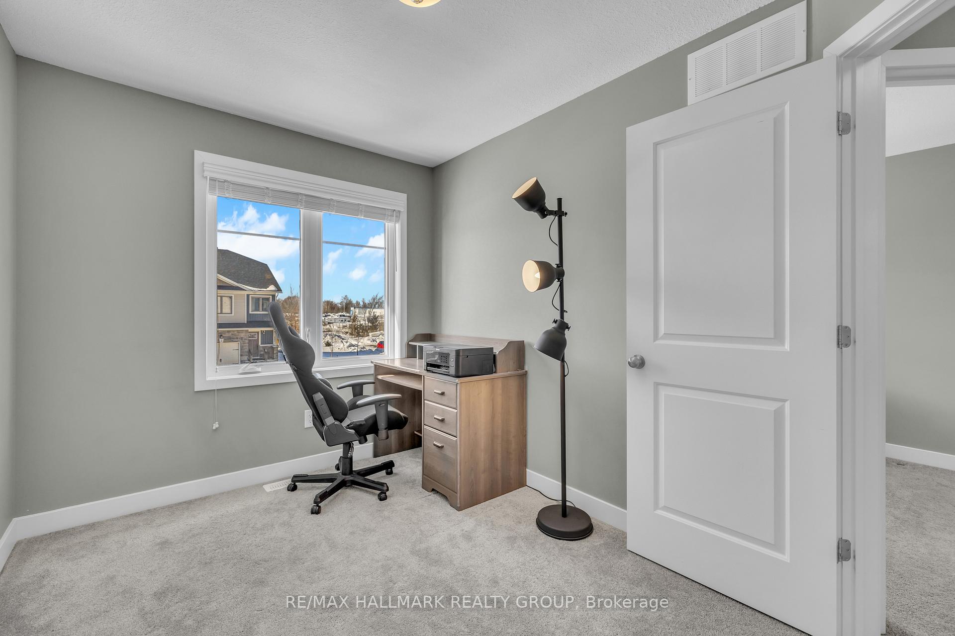 Photo 32 of 1 Staples Boulevard, Smiths Falls — HOMEH