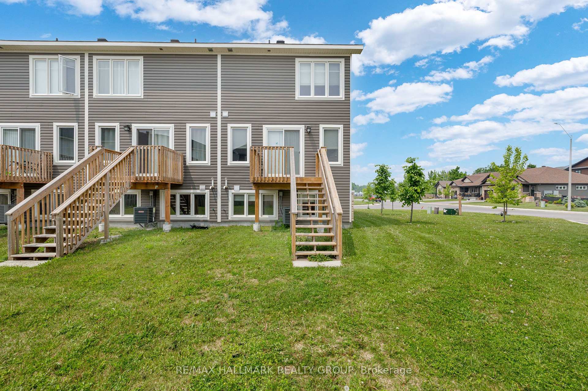 Photo 40 of 1 Staples Boulevard, Smiths Falls — HOMEH