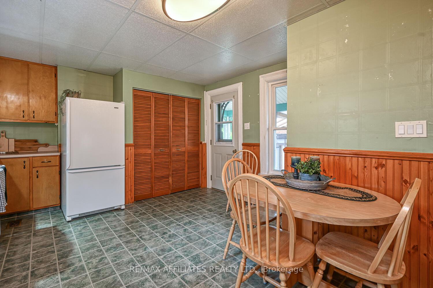 Photo 19 of 11 Merrick Street, Smiths Falls — HOMEH
