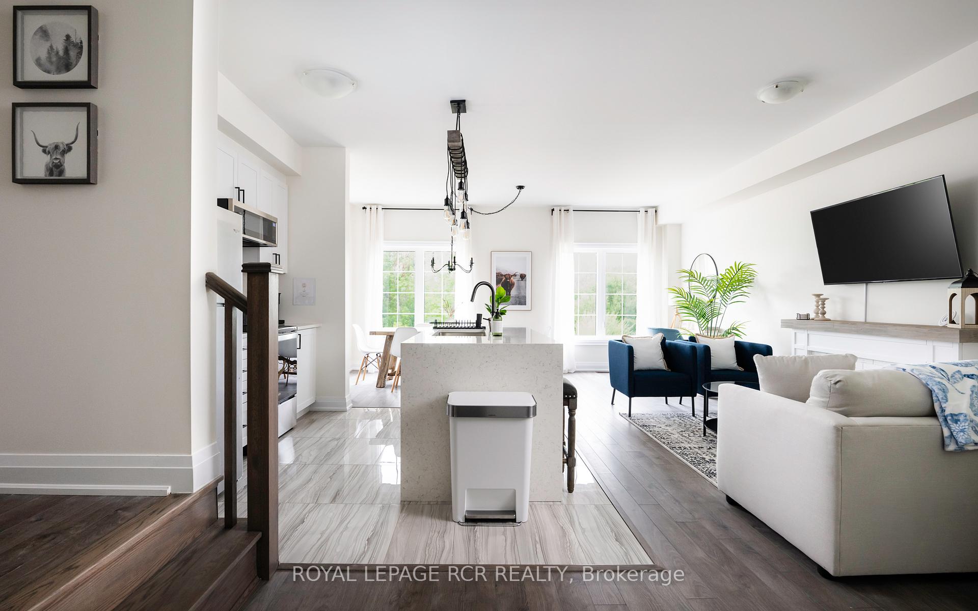 Photo 4 of 134 Winters Way, Shelburne — HOMEH