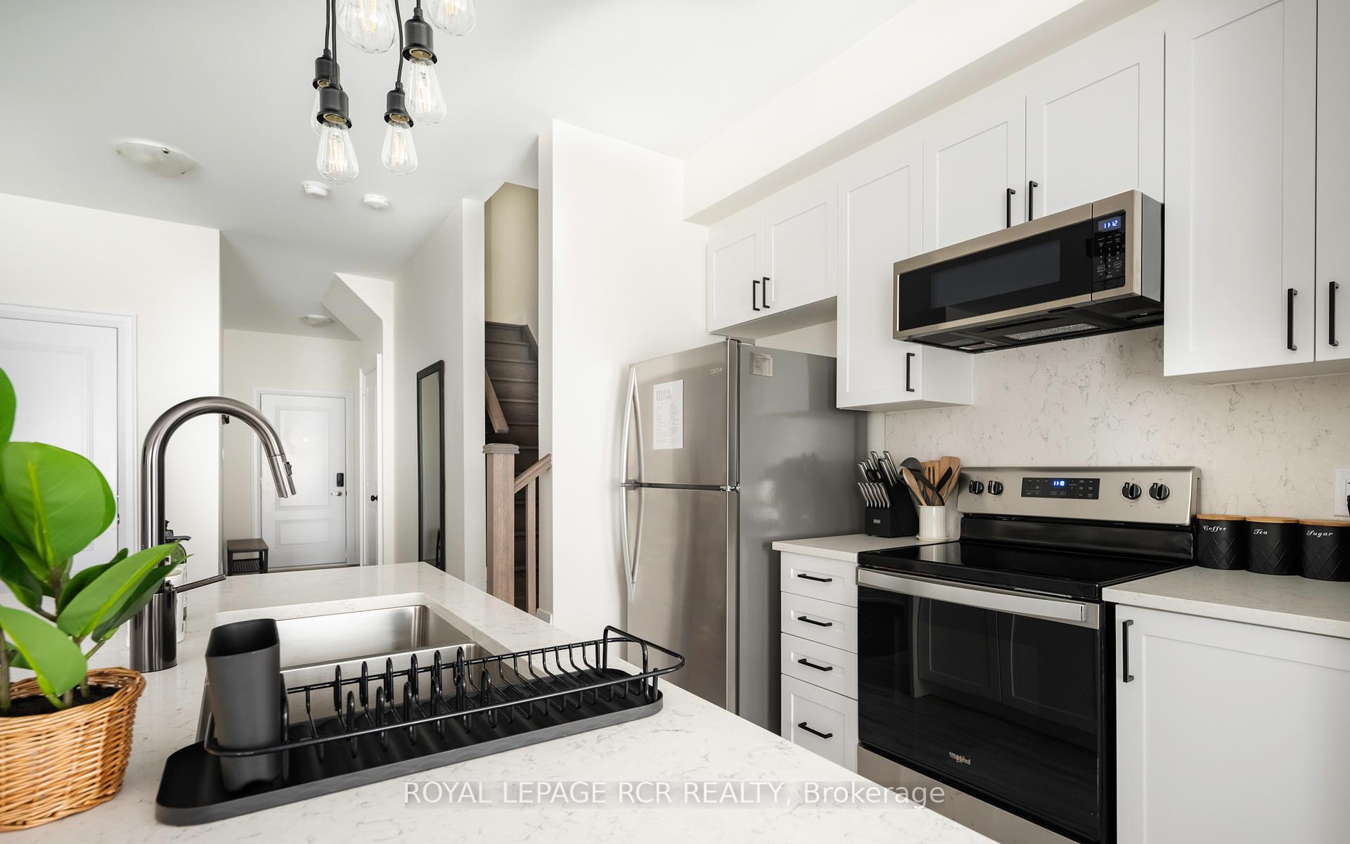 Photo 7 of 134 Winters Way, Shelburne — HOMEH