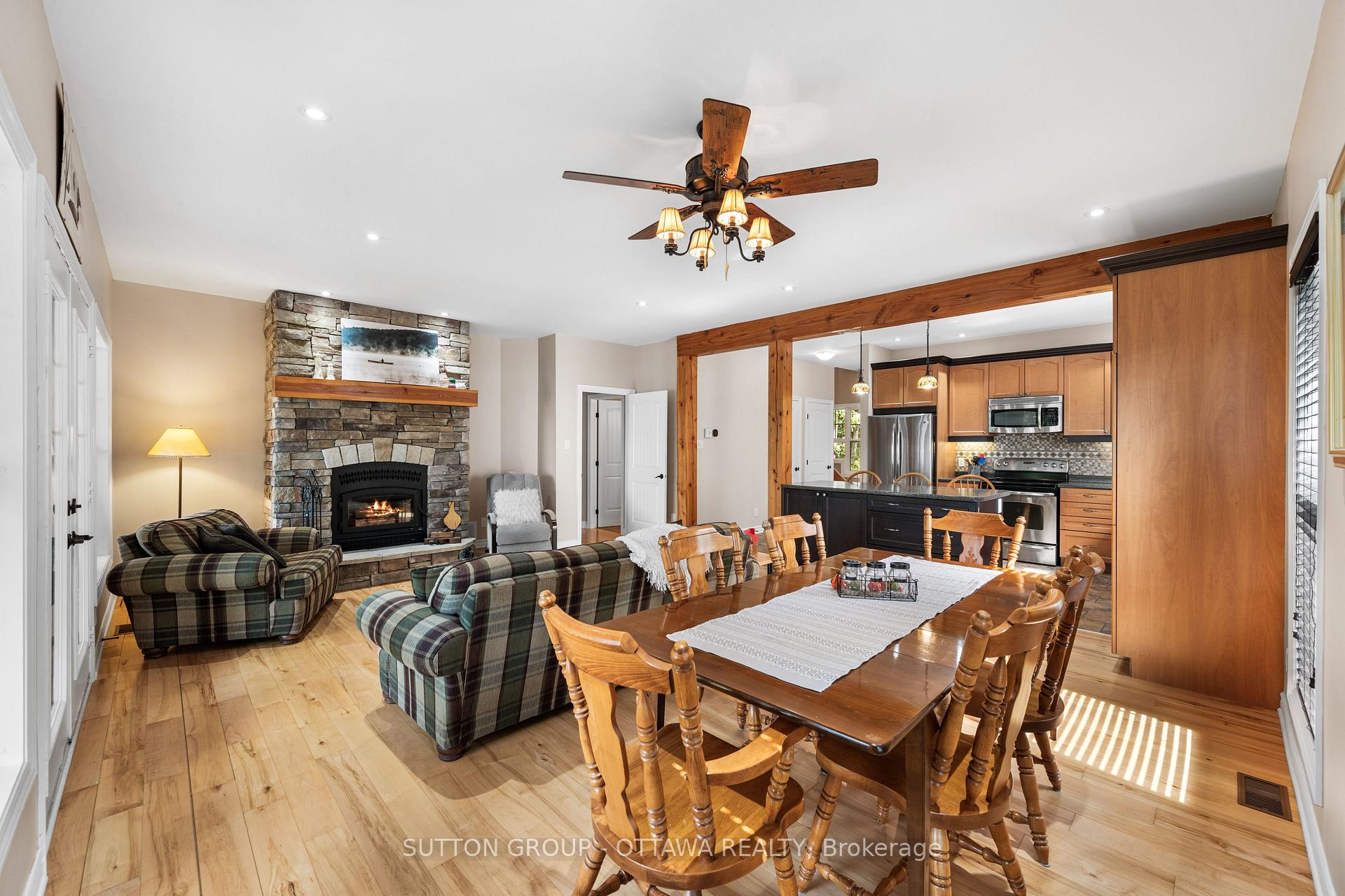 Photo 13 of 26 B12 Road, Rideau Lakes, Rideau Lakes (South Elmsley) Twp — HOMEH