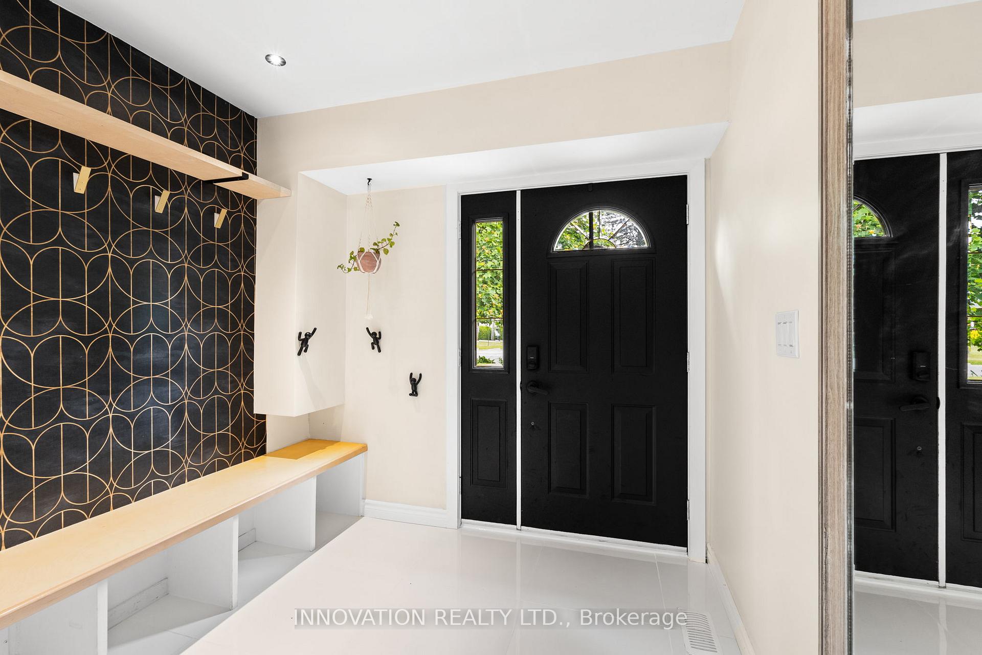 Photo 3 of 194 Hogan Avenue, Smiths Falls — HOMEH
