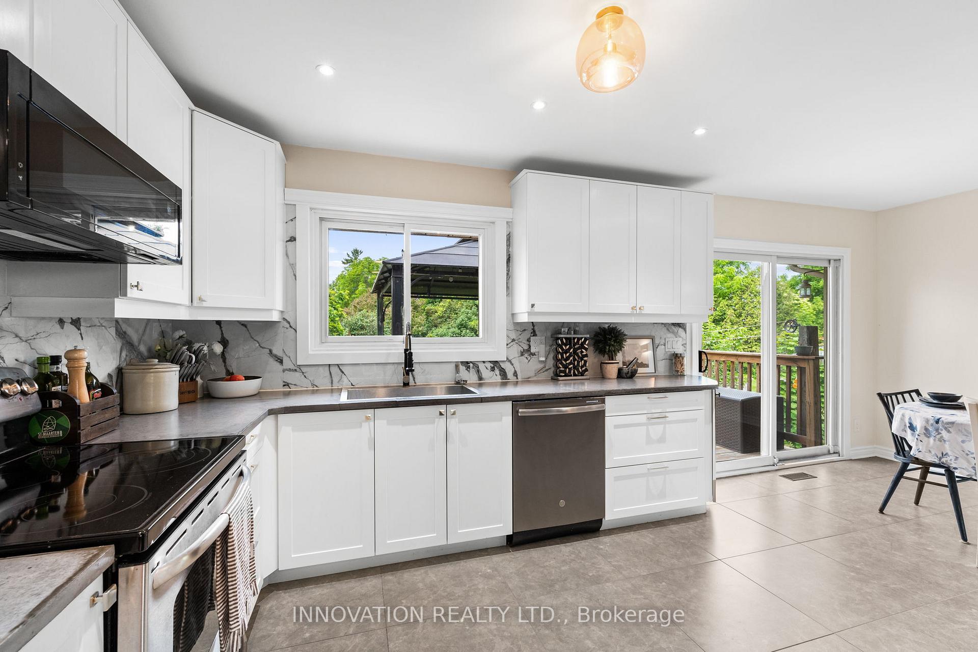 Photo 20 of 194 Hogan Avenue, Smiths Falls — HOMEH