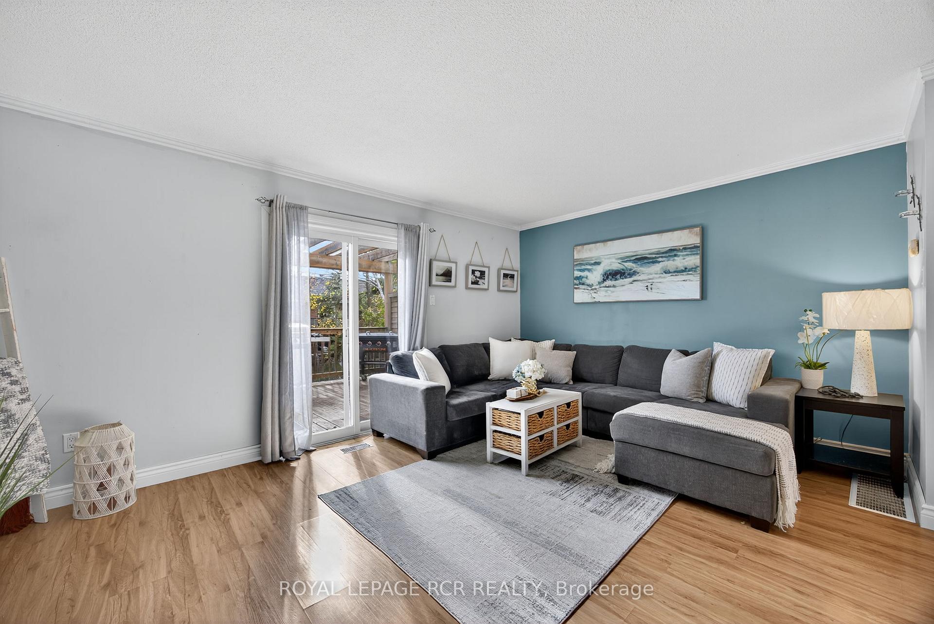 Photo 12 of 511 Pineview Gardens, Shelburne — HOMEH
