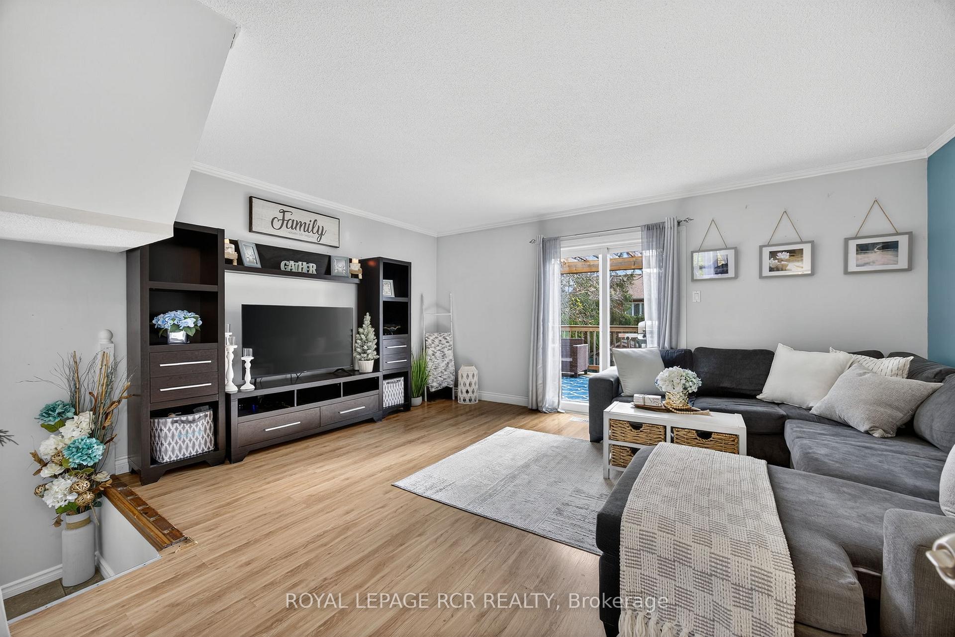 Photo 13 of 511 Pineview Gardens, Shelburne — HOMEH