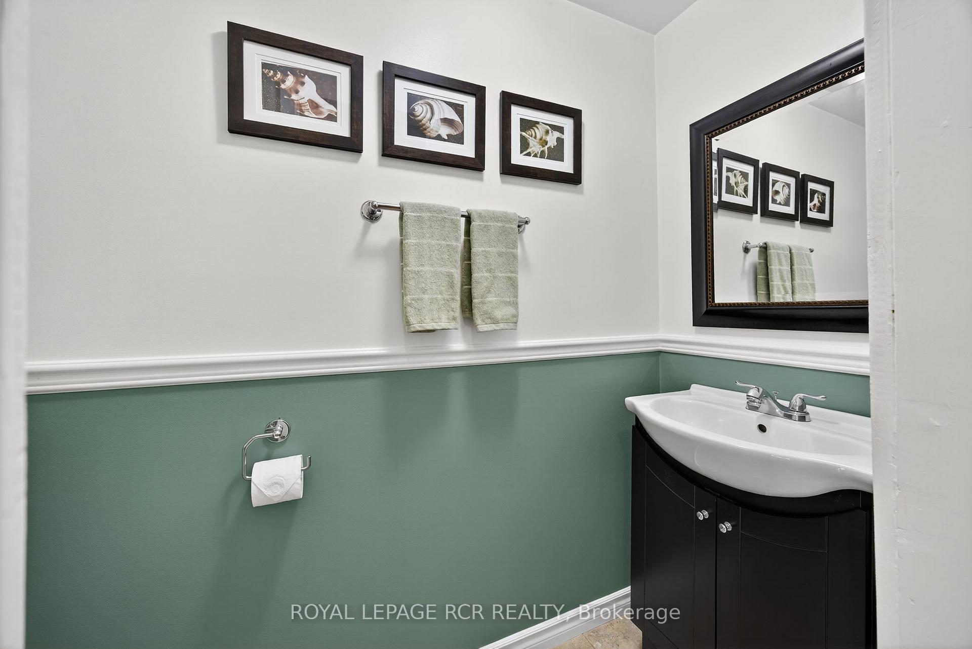 Photo 15 of 511 Pineview Gardens, Shelburne — HOMEH