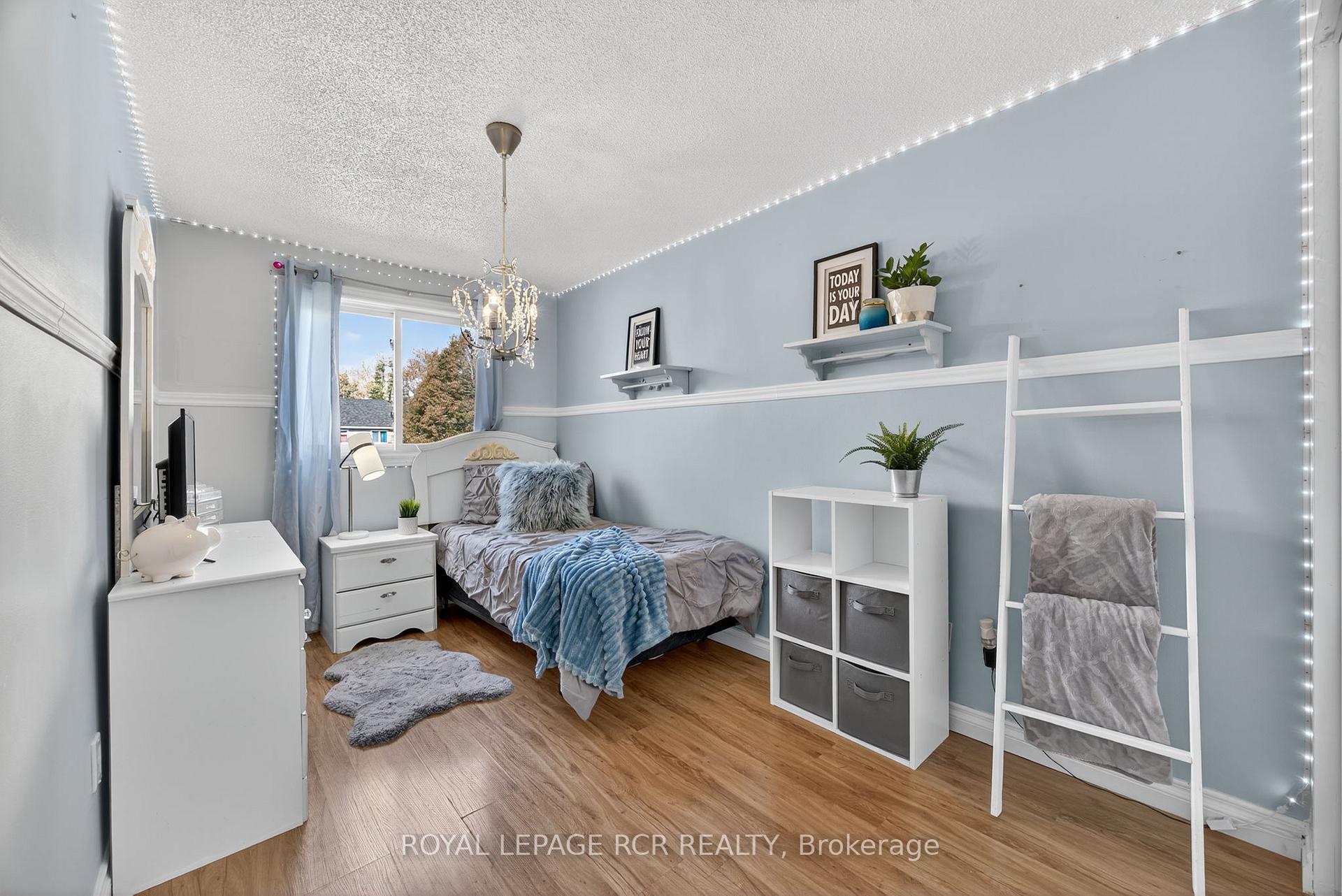 Photo 21 of 511 Pineview Gardens, Shelburne — HOMEH