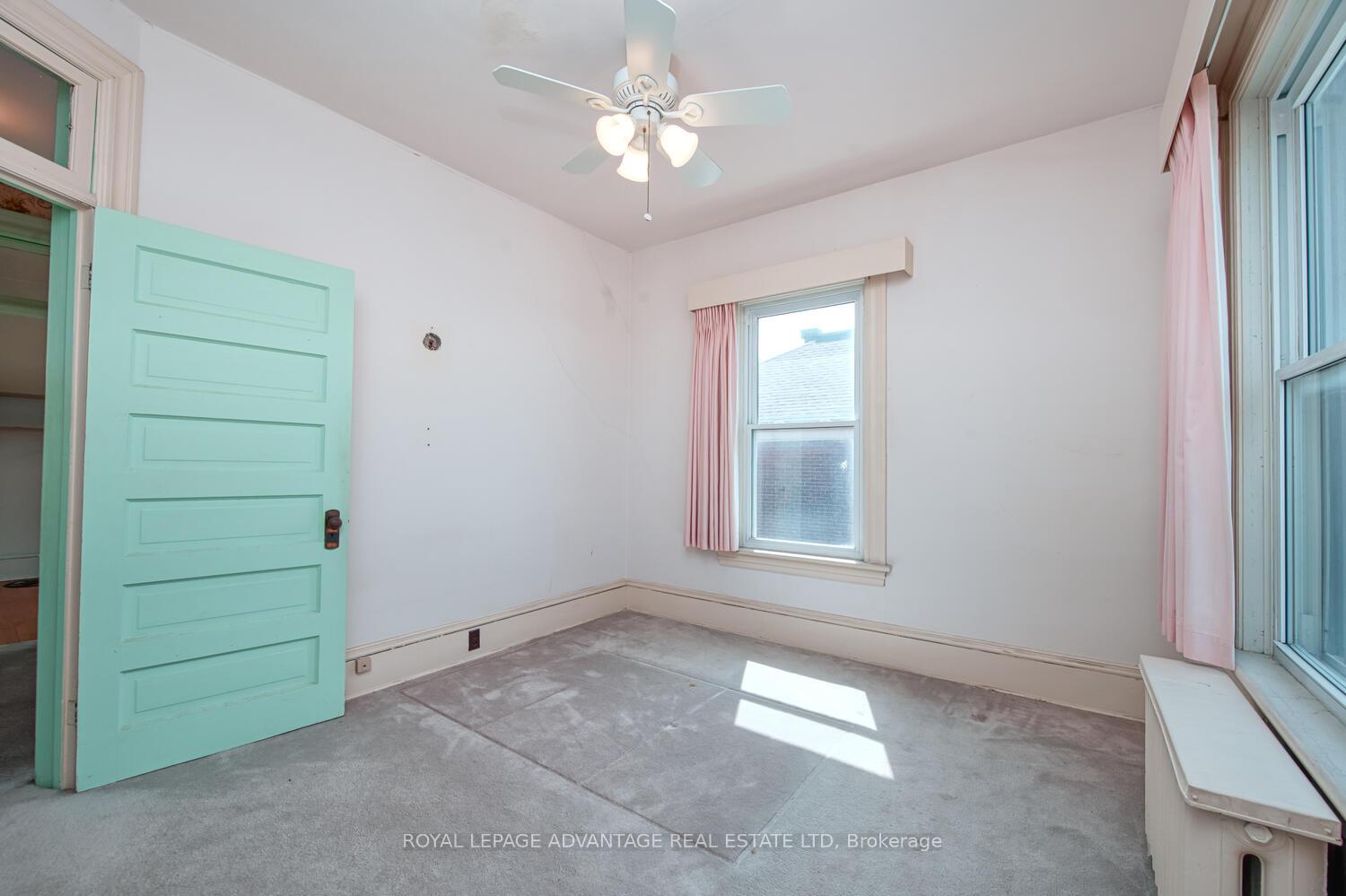 Photo 25 of 11 Elmsley Street S, Smiths Falls — HOMEH