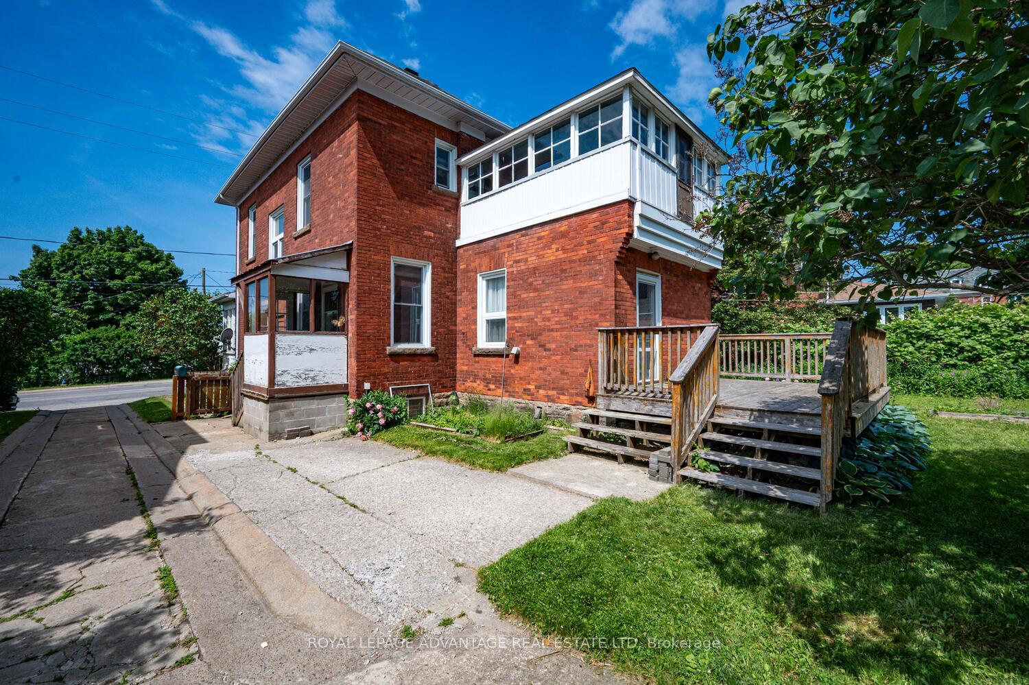 Photo 39 of 11 Elmsley Street S, Smiths Falls — HOMEH
