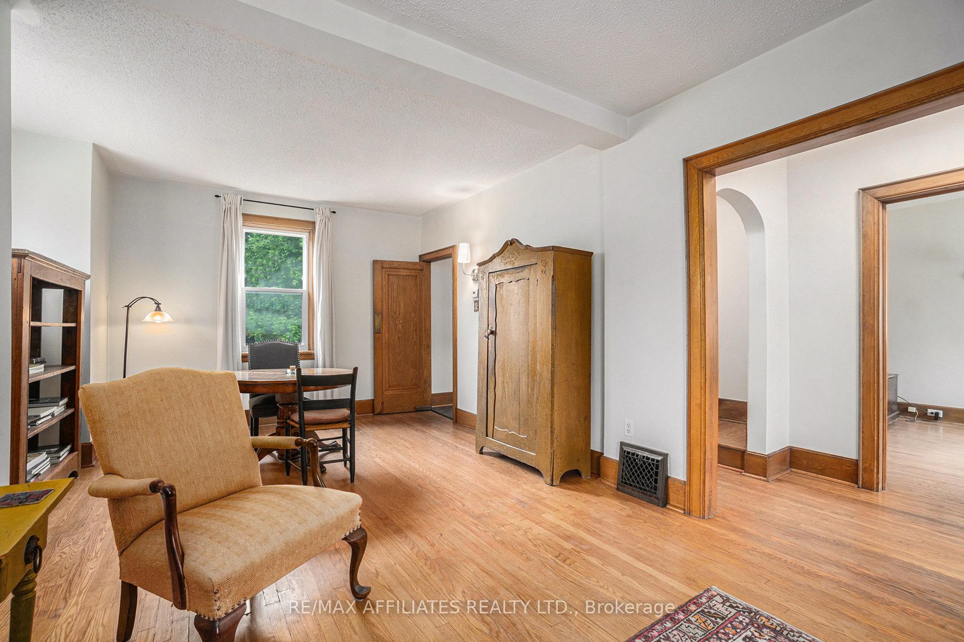 Photo 5 of 65 Mcgill Street, Smiths Falls — HOMEH
