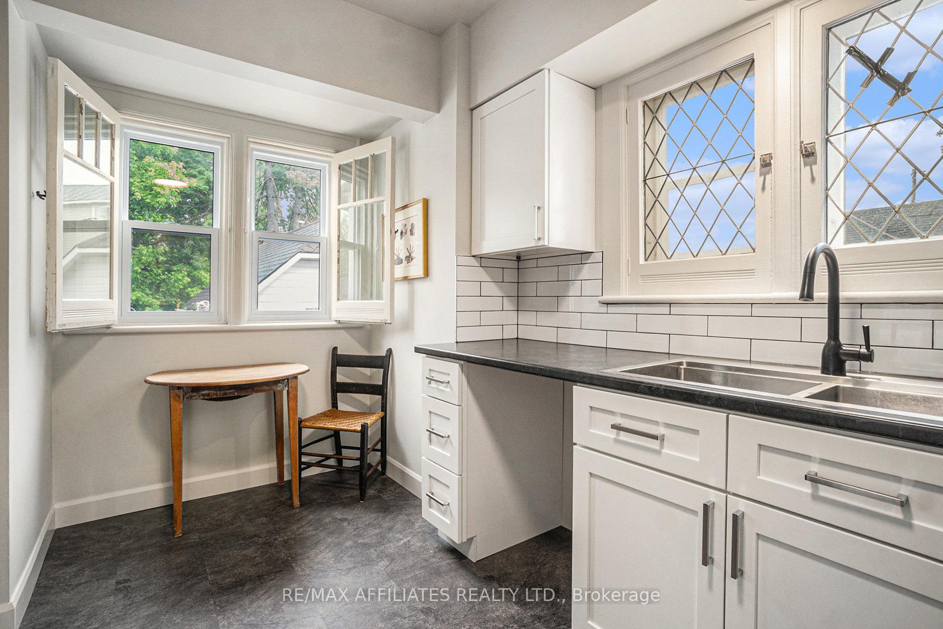 Photo 9 of 65 Mcgill Street, Smiths Falls — HOMEH