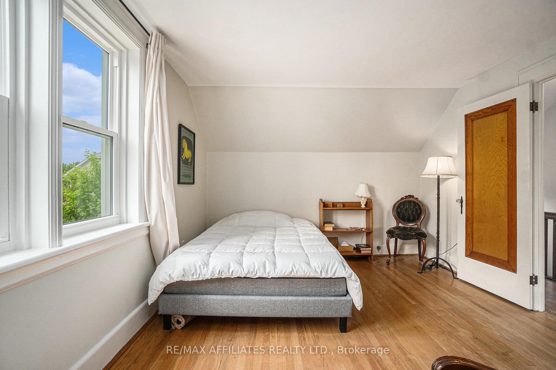 Photo 19 of 65 Mcgill Street, Smiths Falls — HOMEH