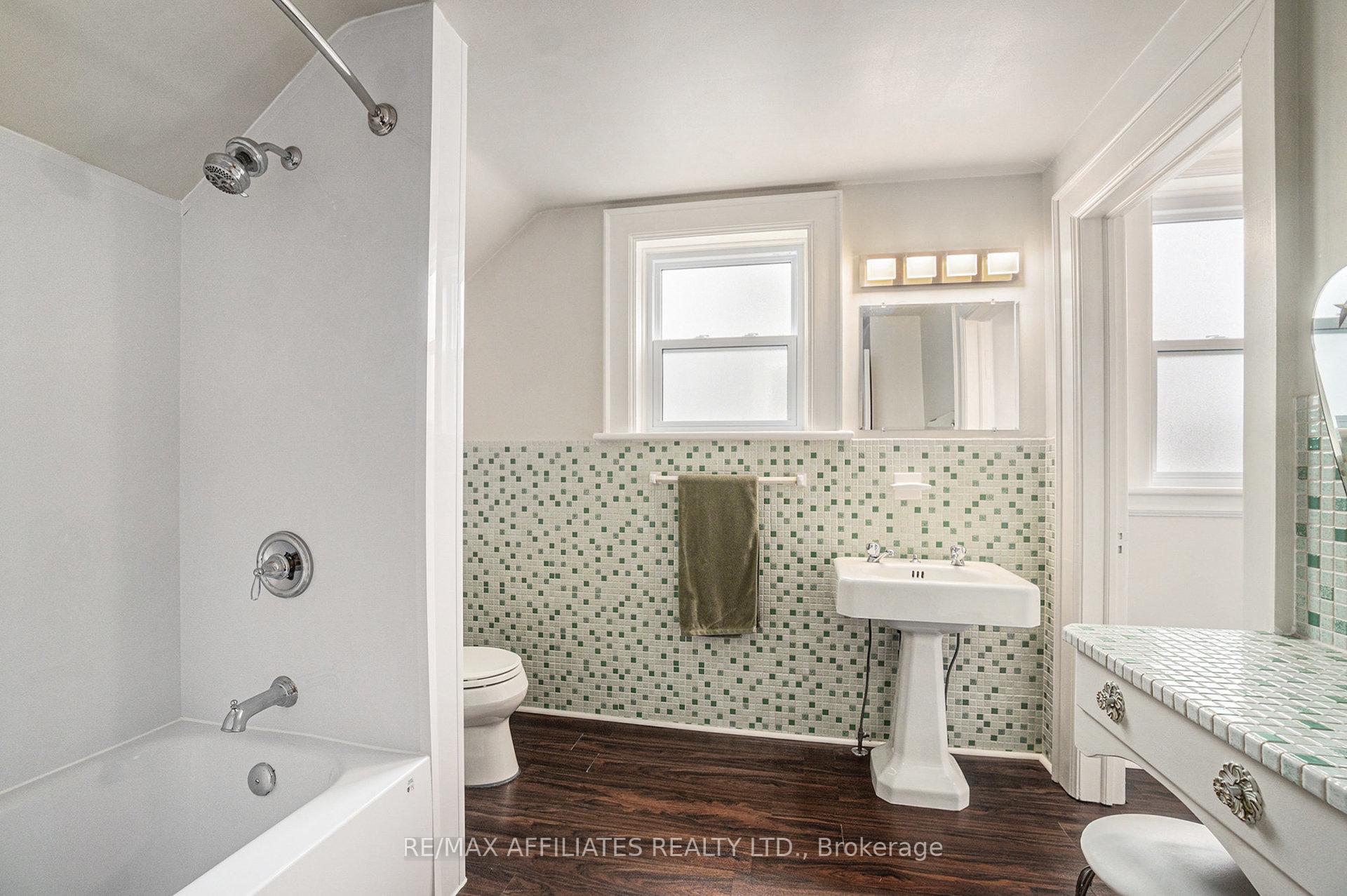 Photo 25 of 65 Mcgill Street, Smiths Falls — HOMEH