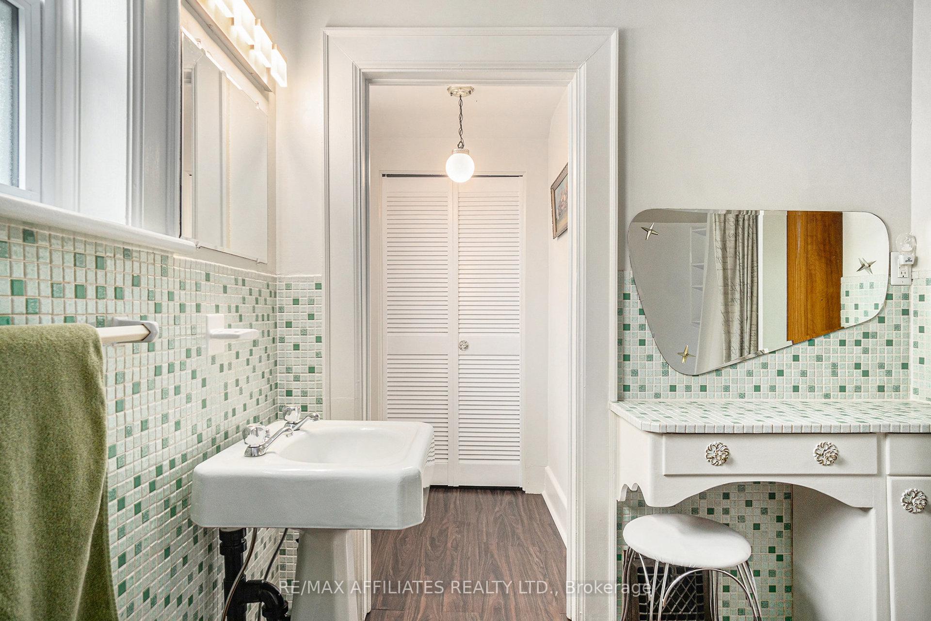 Photo 26 of 65 Mcgill Street, Smiths Falls — HOMEH
