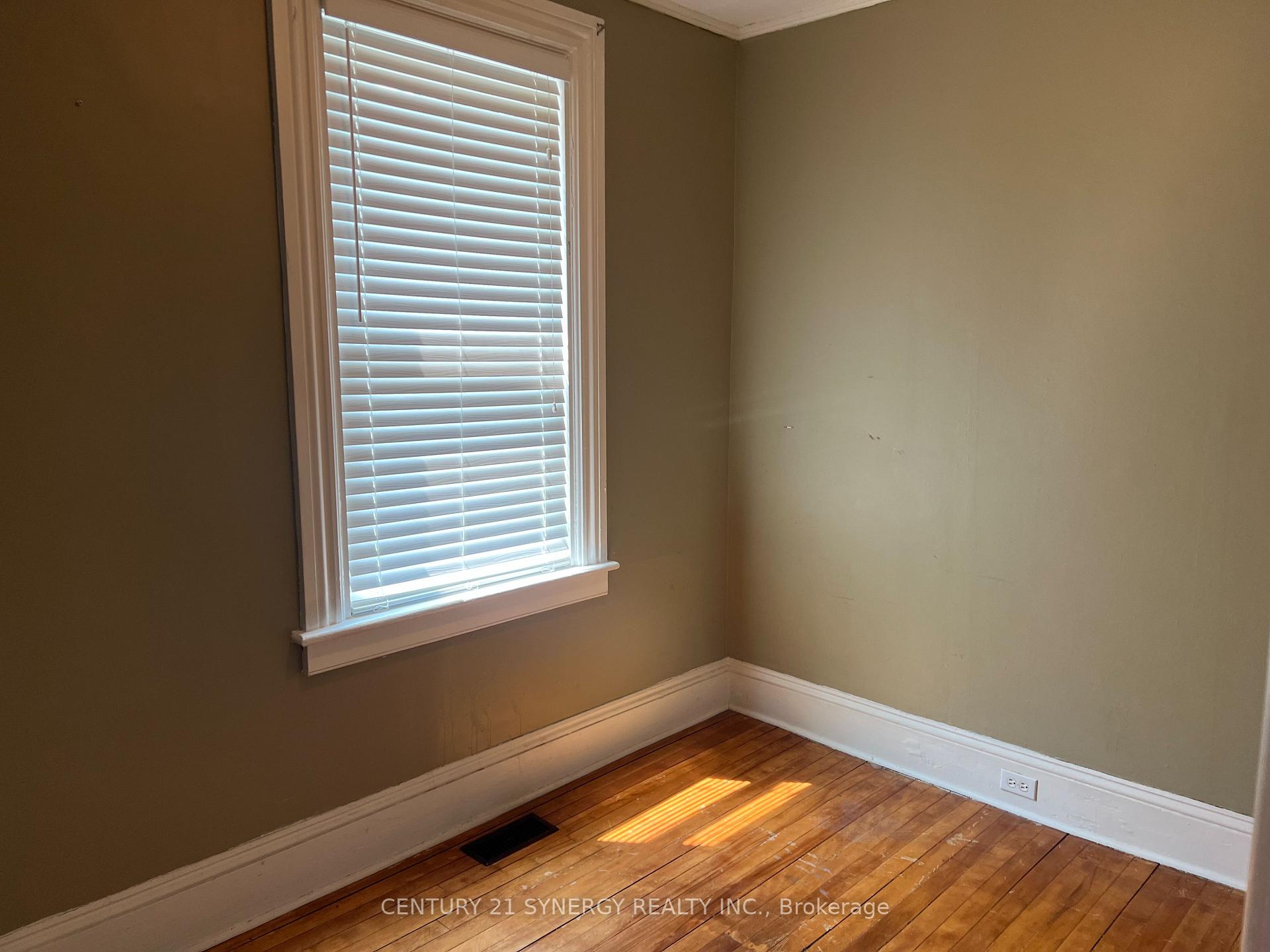 Photo 13 of 9 Strathcona Street, Smiths Falls — HOMEH