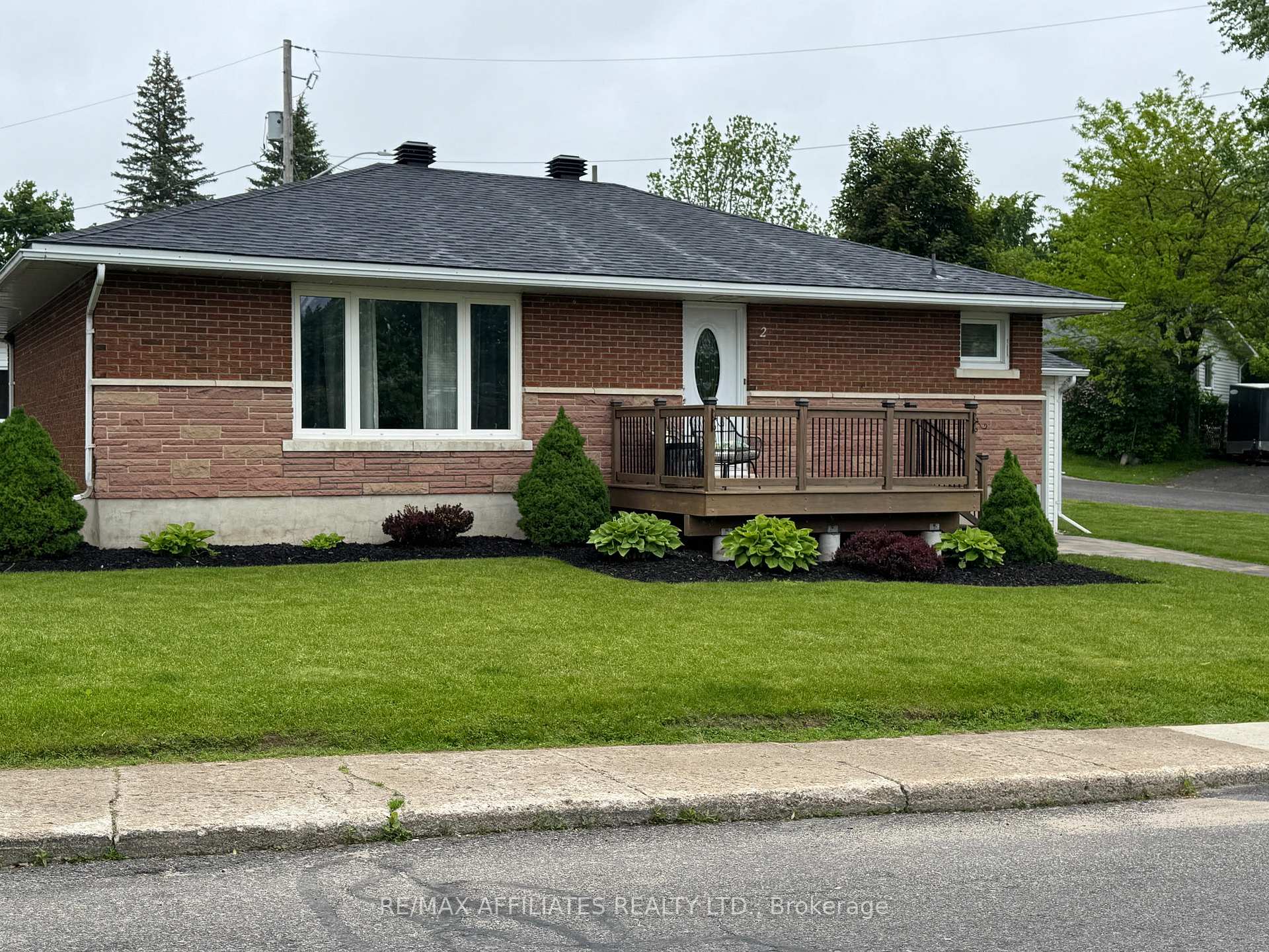 Photo 1 of 2 Philip Street, Smiths Falls — HOMEH