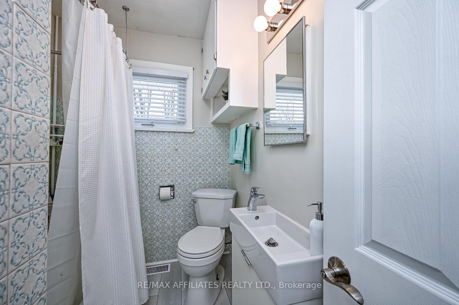 Photo 24 of 2 Philip Street, Smiths Falls — HOMEH