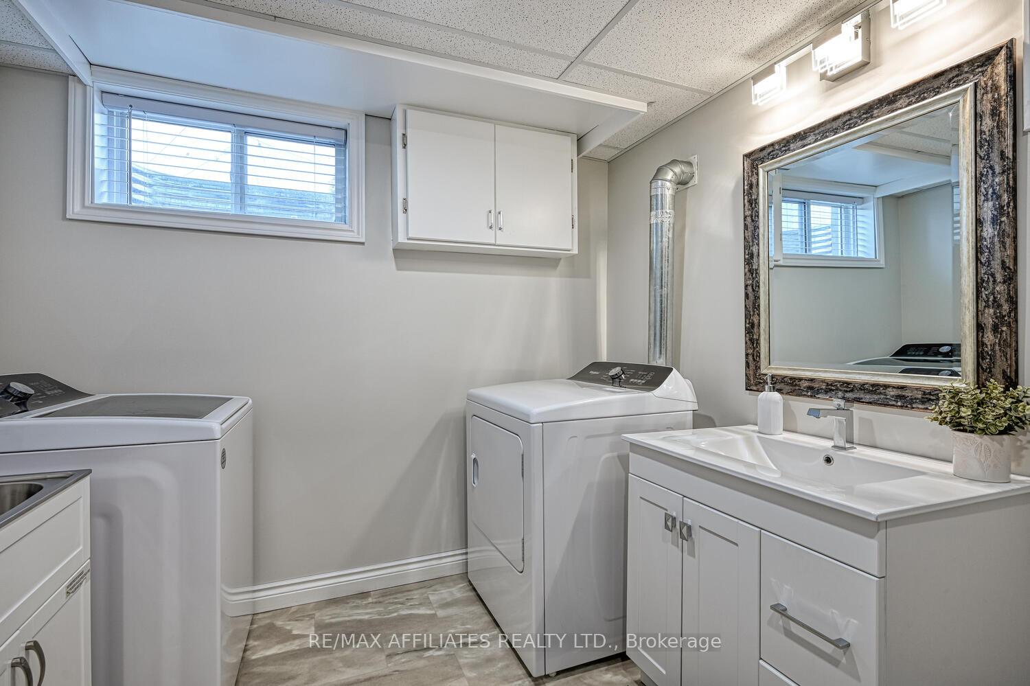 Photo 38 of 2 Philip Street, Smiths Falls — HOMEH