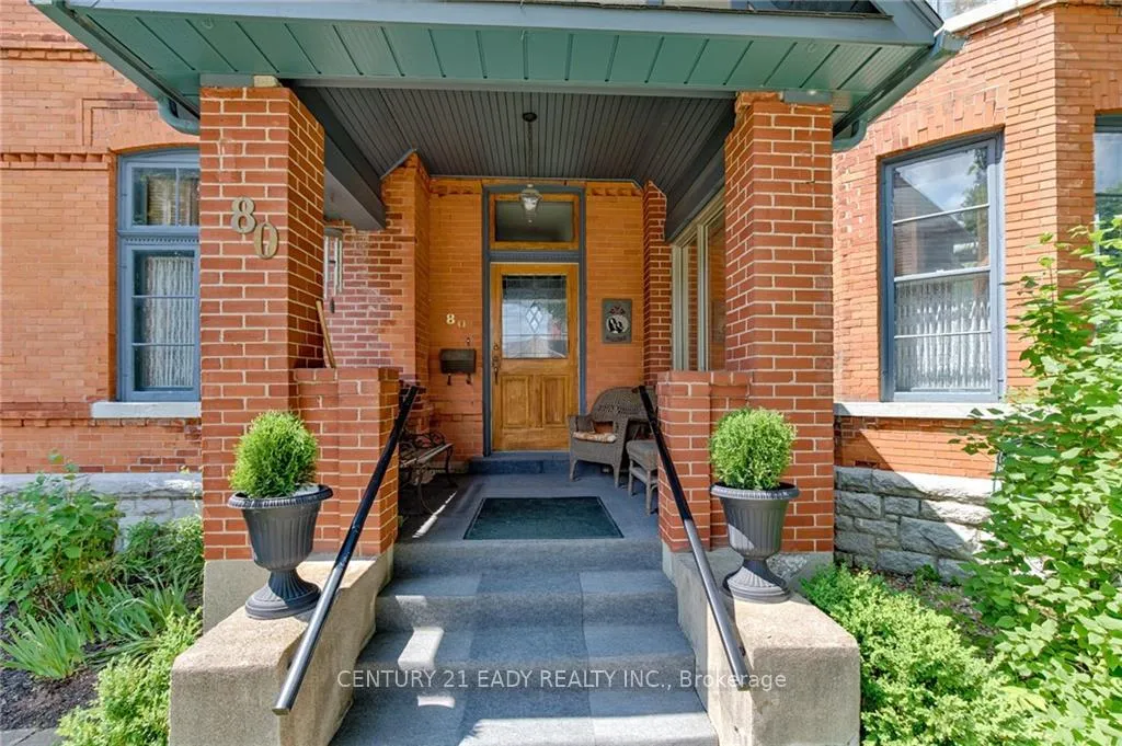 Photo 2 of 80 Munroe Avenue E, Renfrew — HOMEH