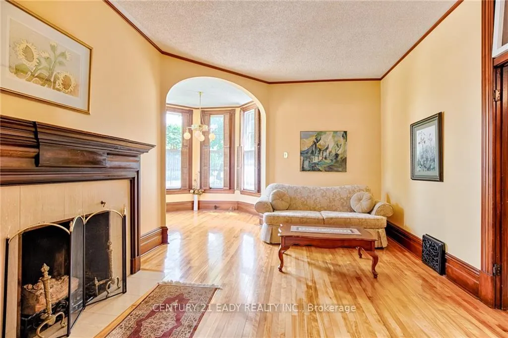 Photo 8 of 80 Munroe Avenue E, Renfrew — HOMEH