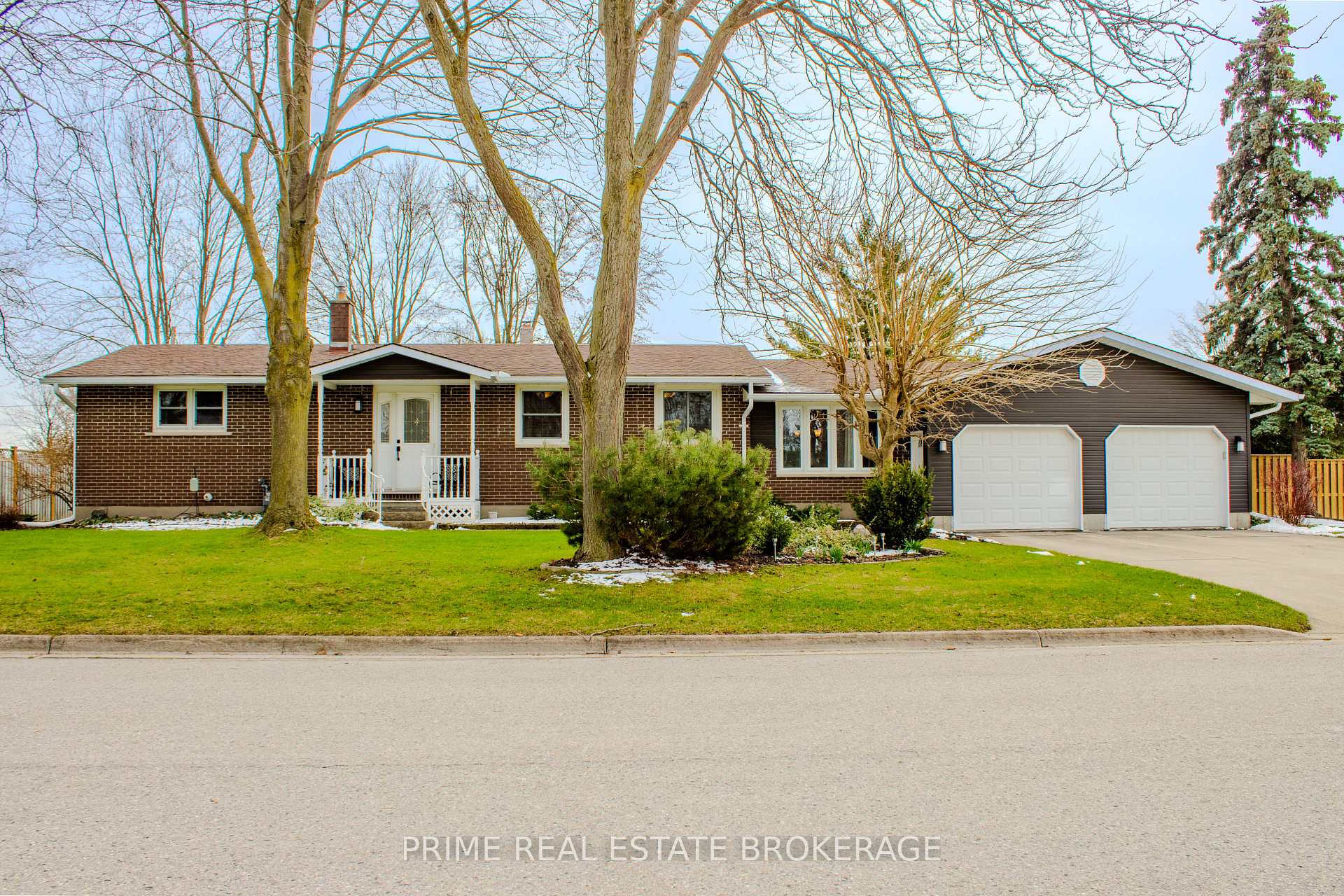 Photo 1 of 254 Pryde Boulevard, South Huron, Exeter — HOMEH
