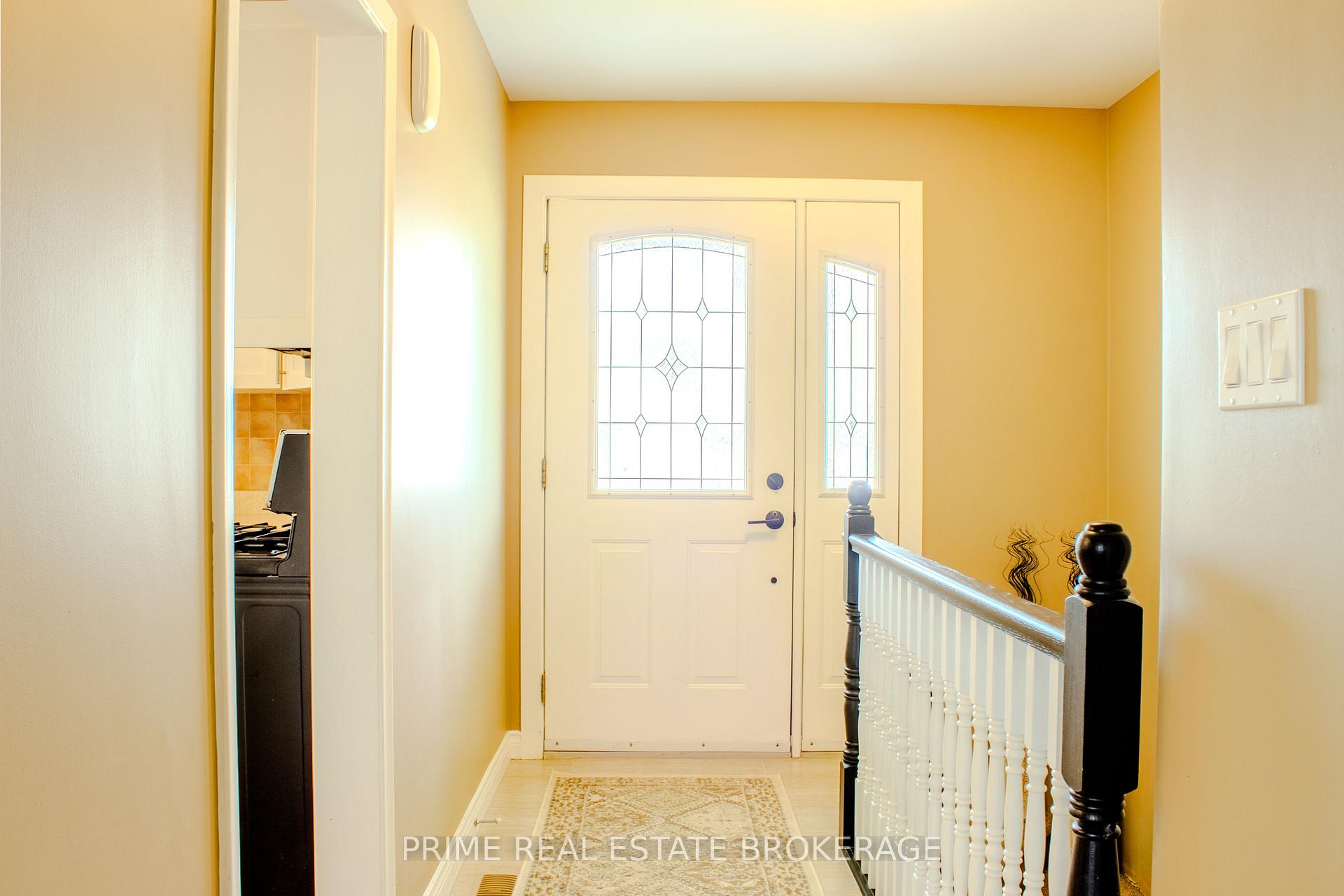 Photo 5 of 254 Pryde Boulevard, South Huron, Exeter — HOMEH