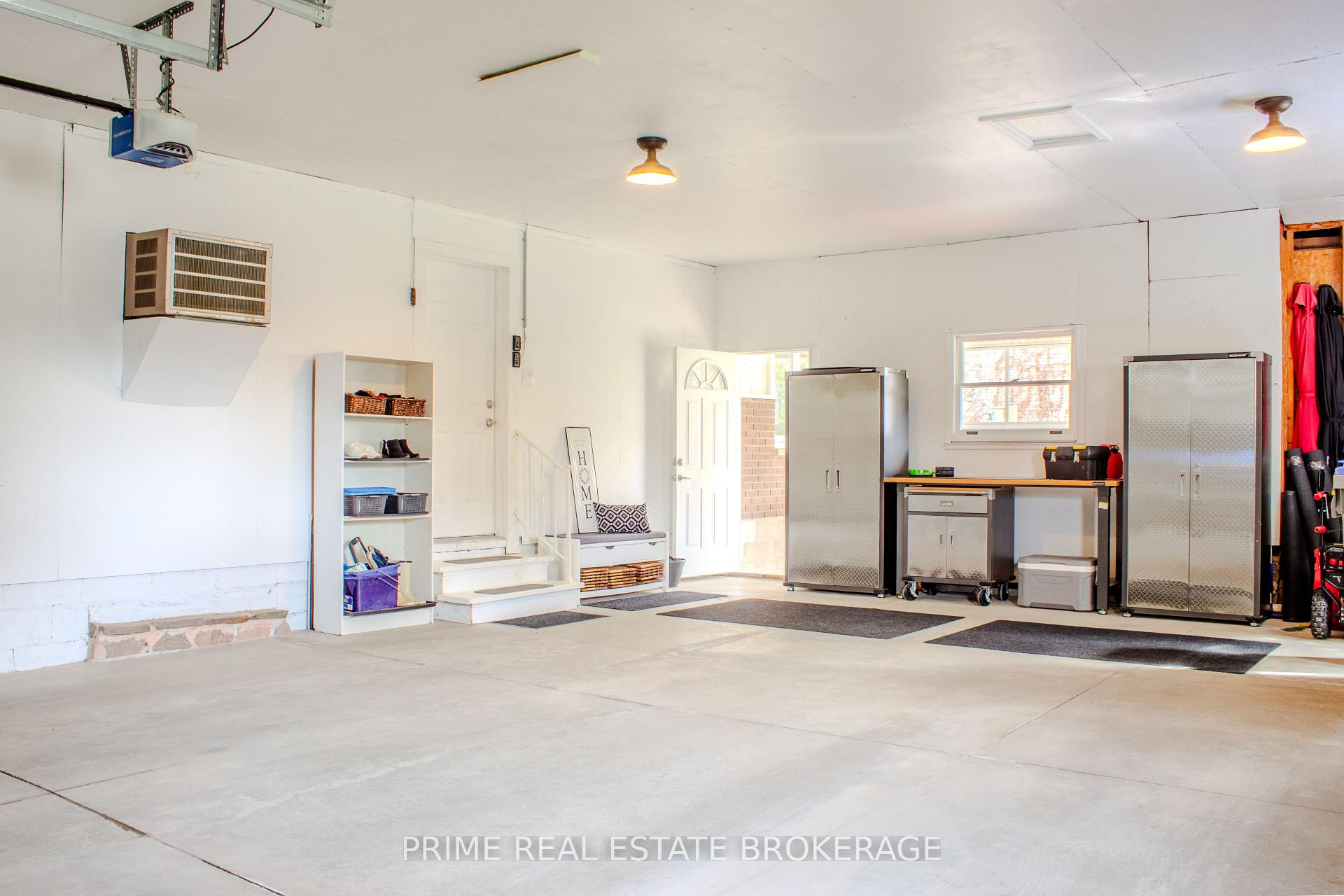 Photo 33 of 254 Pryde Boulevard, South Huron, Exeter — HOMEH