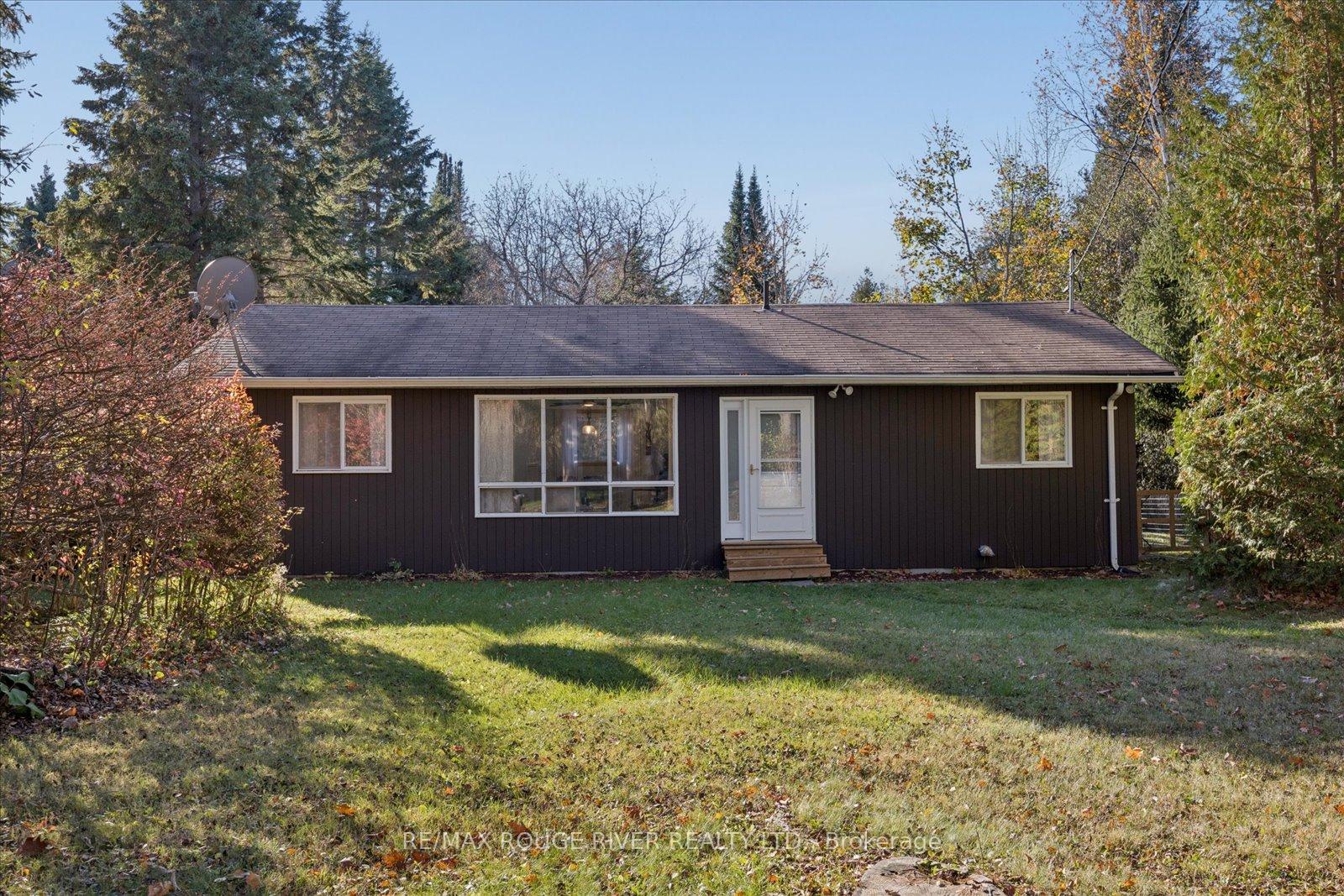 Photo 1 of 16 Blumenweg Crescent, Scugog, Blackstock — HOMEH