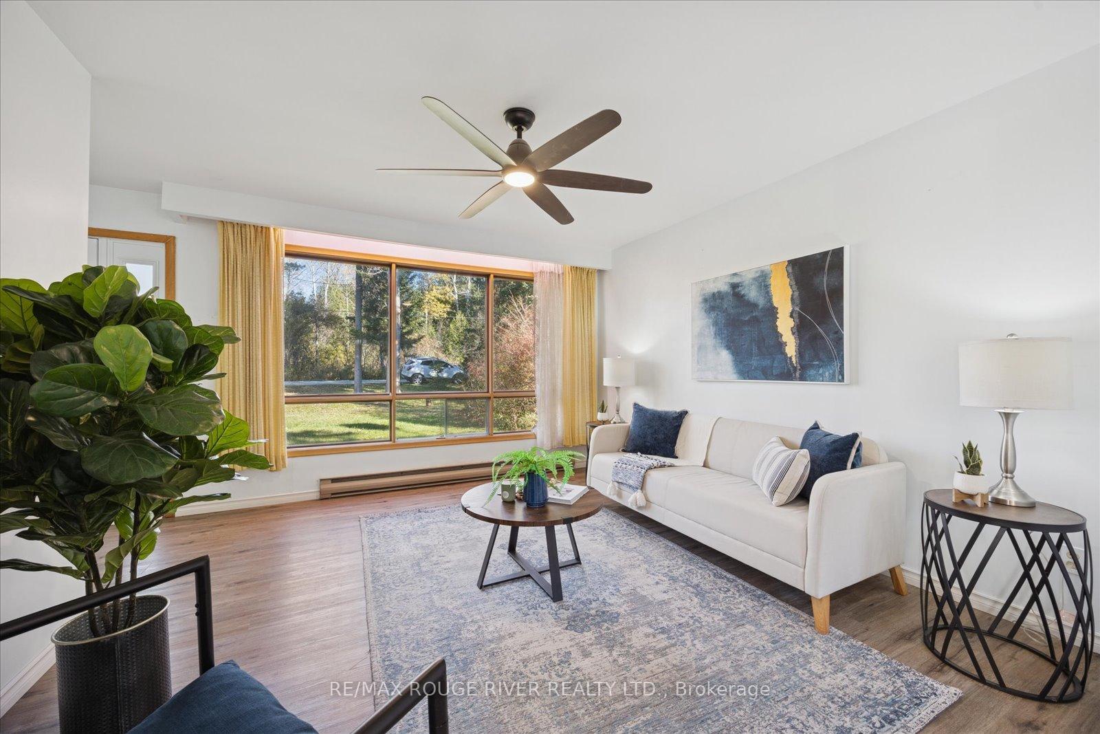 Photo 8 of 16 Blumenweg Crescent, Scugog, Blackstock — HOMEH
