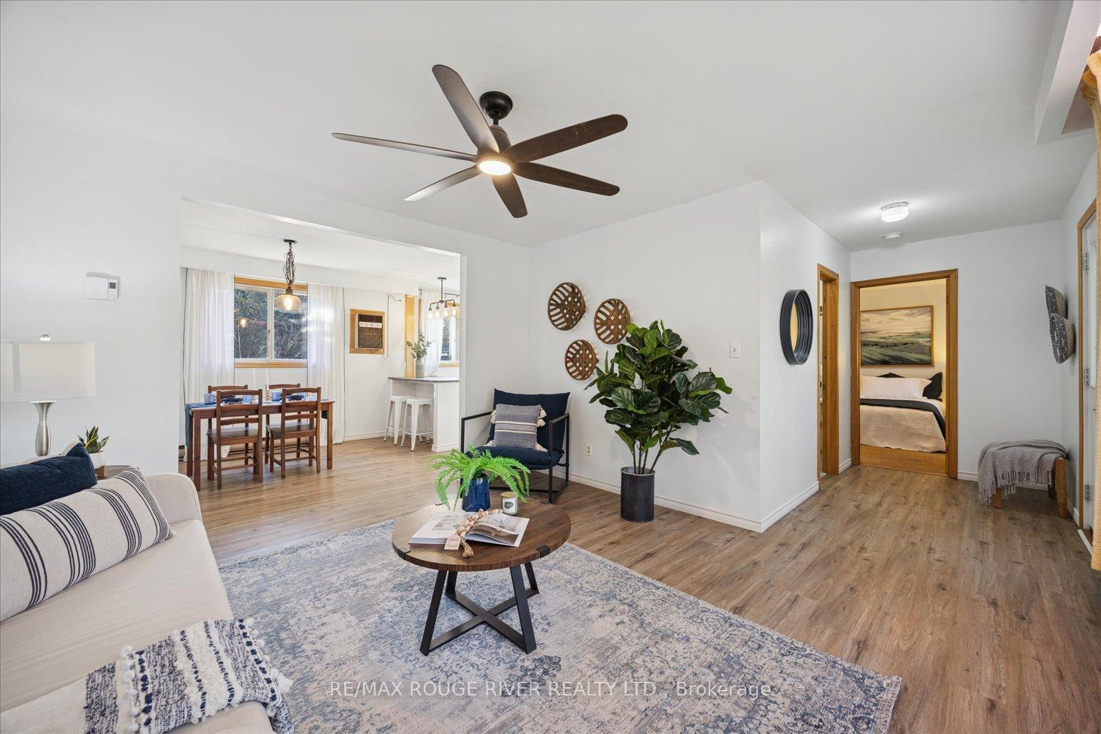 Photo 11 of 16 Blumenweg Crescent, Scugog, Blackstock — HOMEH