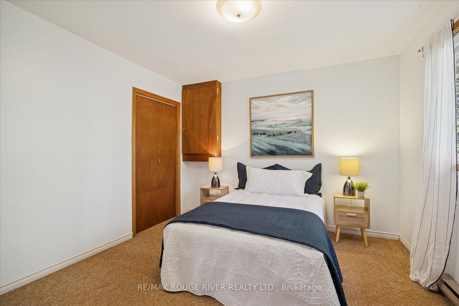 Photo 25 of 16 Blumenweg Crescent, Scugog, Blackstock — HOMEH