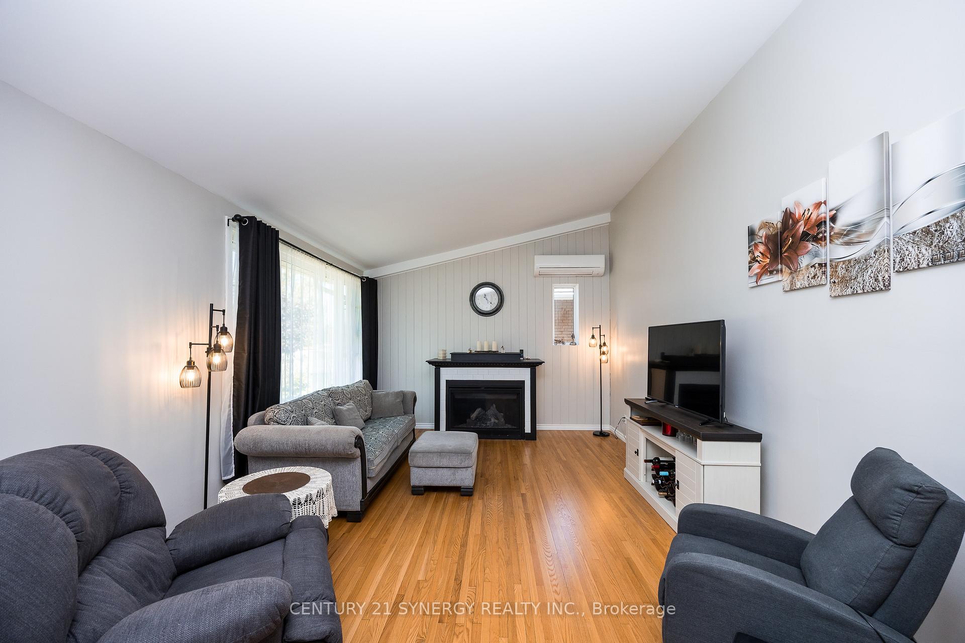 Photo 6 of 233 Allan Street, Smiths Falls — HOMEH