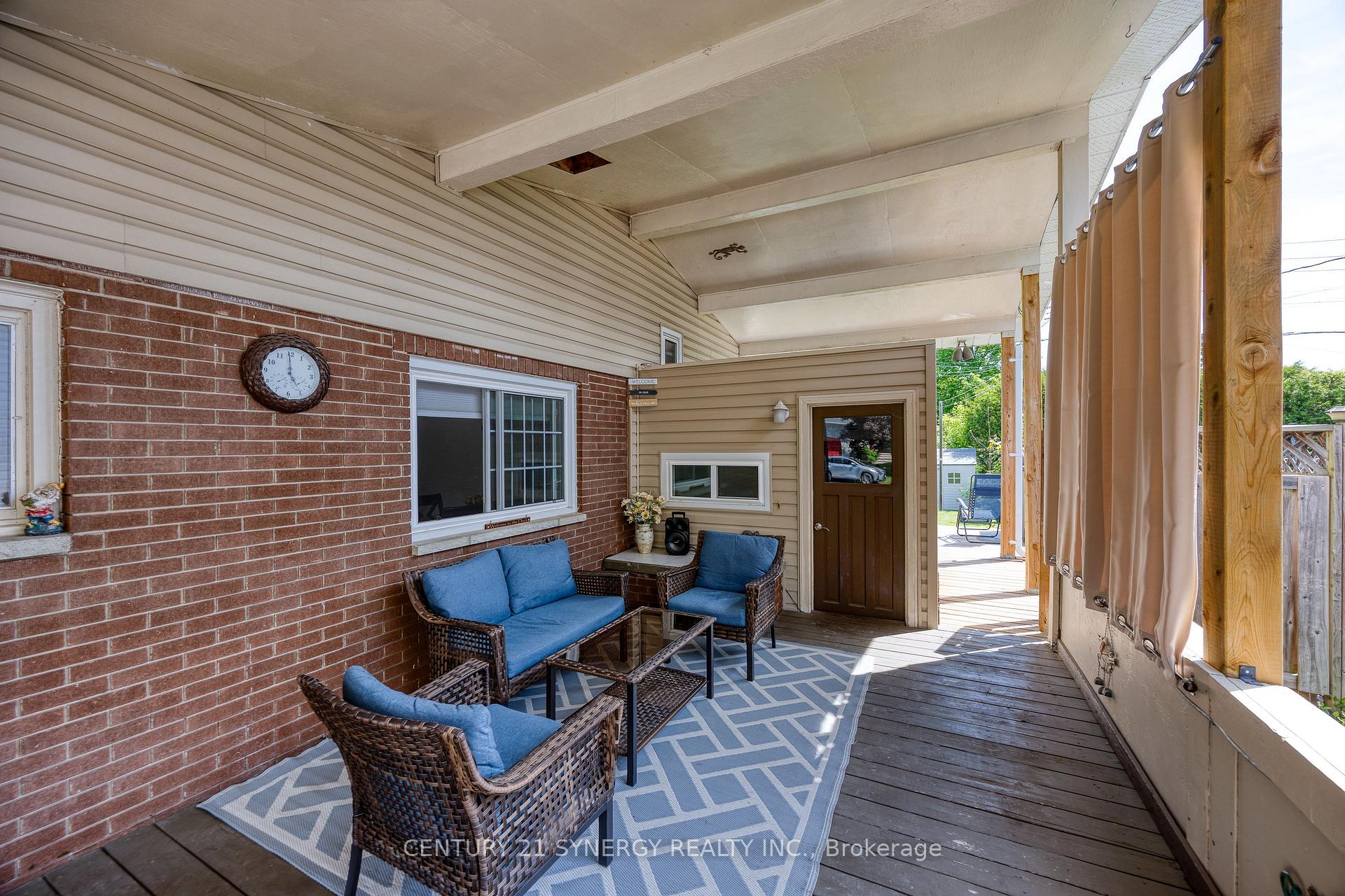 Photo 19 of 233 Allan Street, Smiths Falls — HOMEH