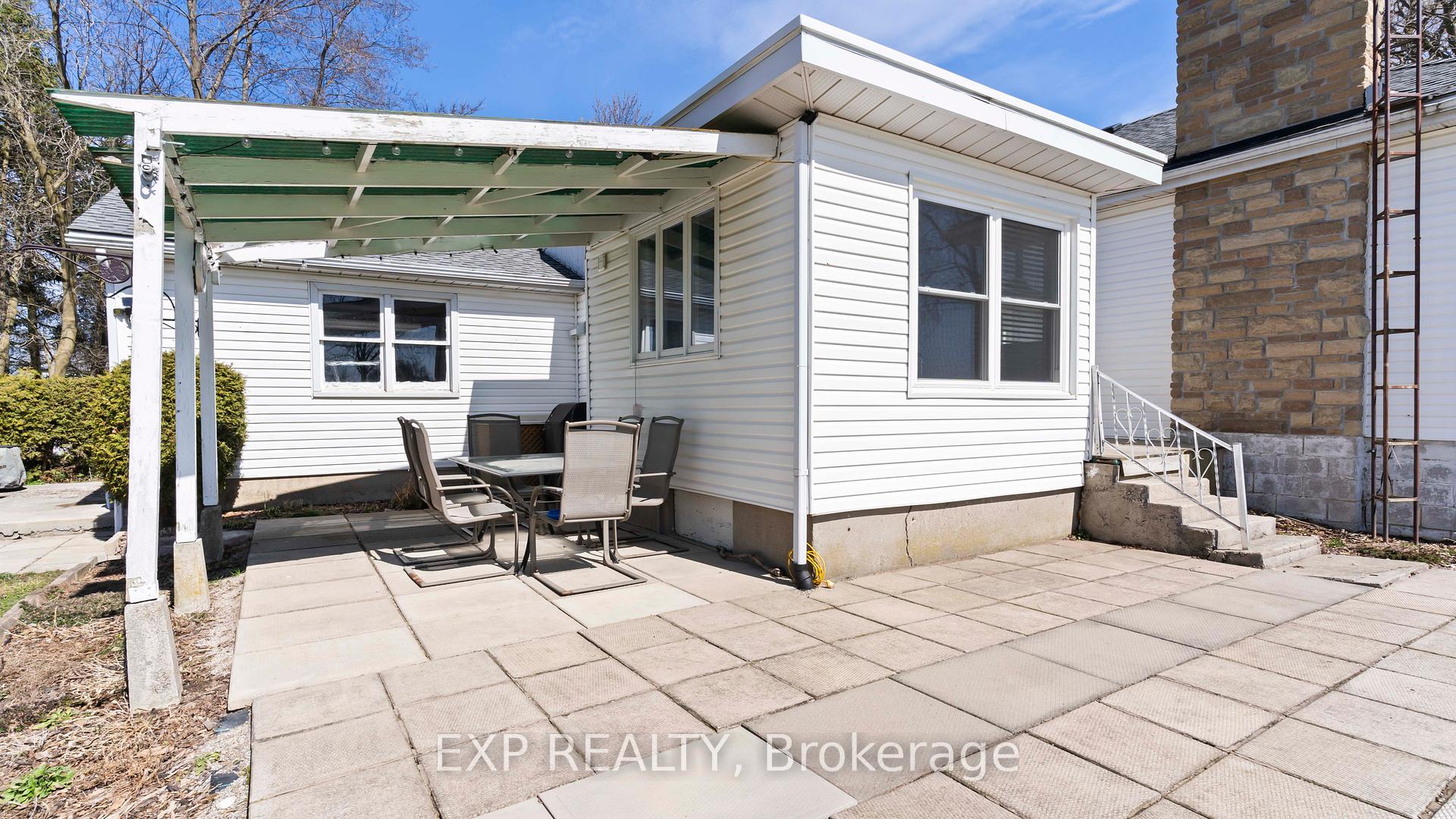 Photo 44 of 69889 Parr Line, South Huron, Stephen — HOMEH