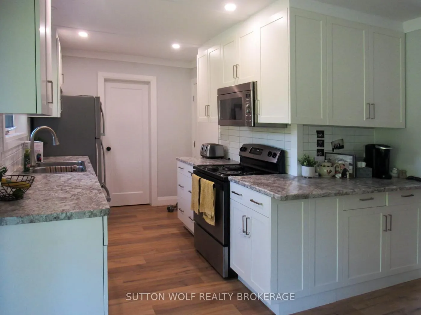 Photo 5 of 235 William Street, Southwest Middlesex, Rural Southwest Middlesex — HOMEH