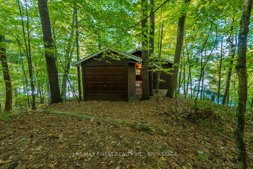 Photo 2 of Unit E, 2305 Opinicon Road E, Rideau Lakes, Rideau Lakes (South Crosby) Twp — HOMEH