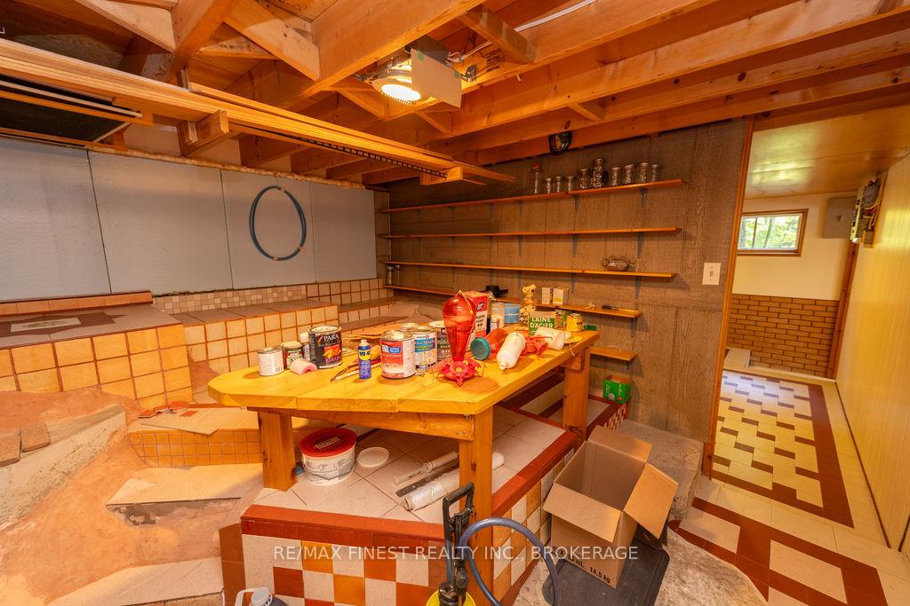 Photo 23 of Unit E, 2305 Opinicon Road E, Rideau Lakes, Rideau Lakes (South Crosby) Twp — HOMEH
