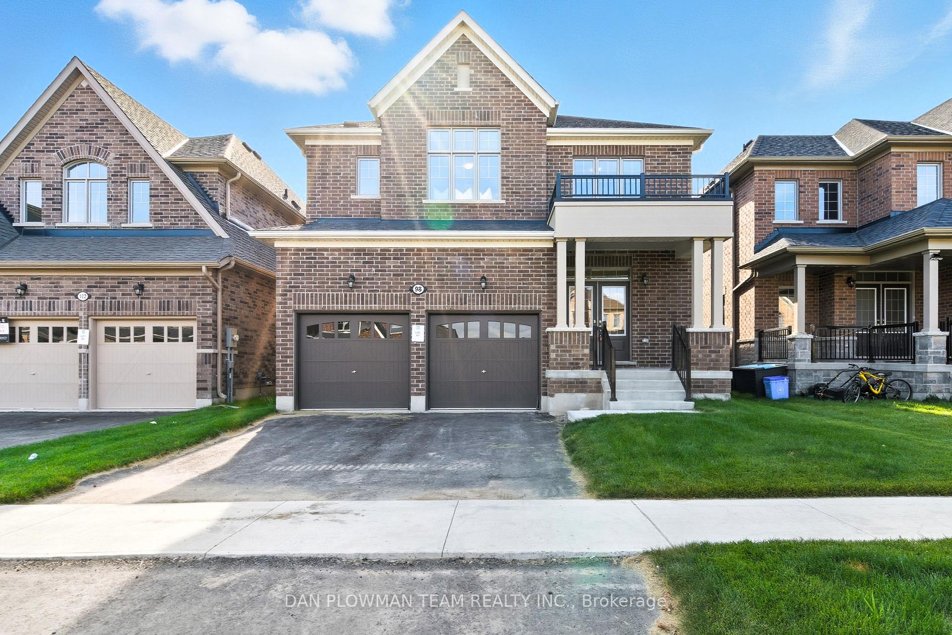 Photo 2 of 98 North Garden Boulevard, Scugog, Port Perry — HOMEH