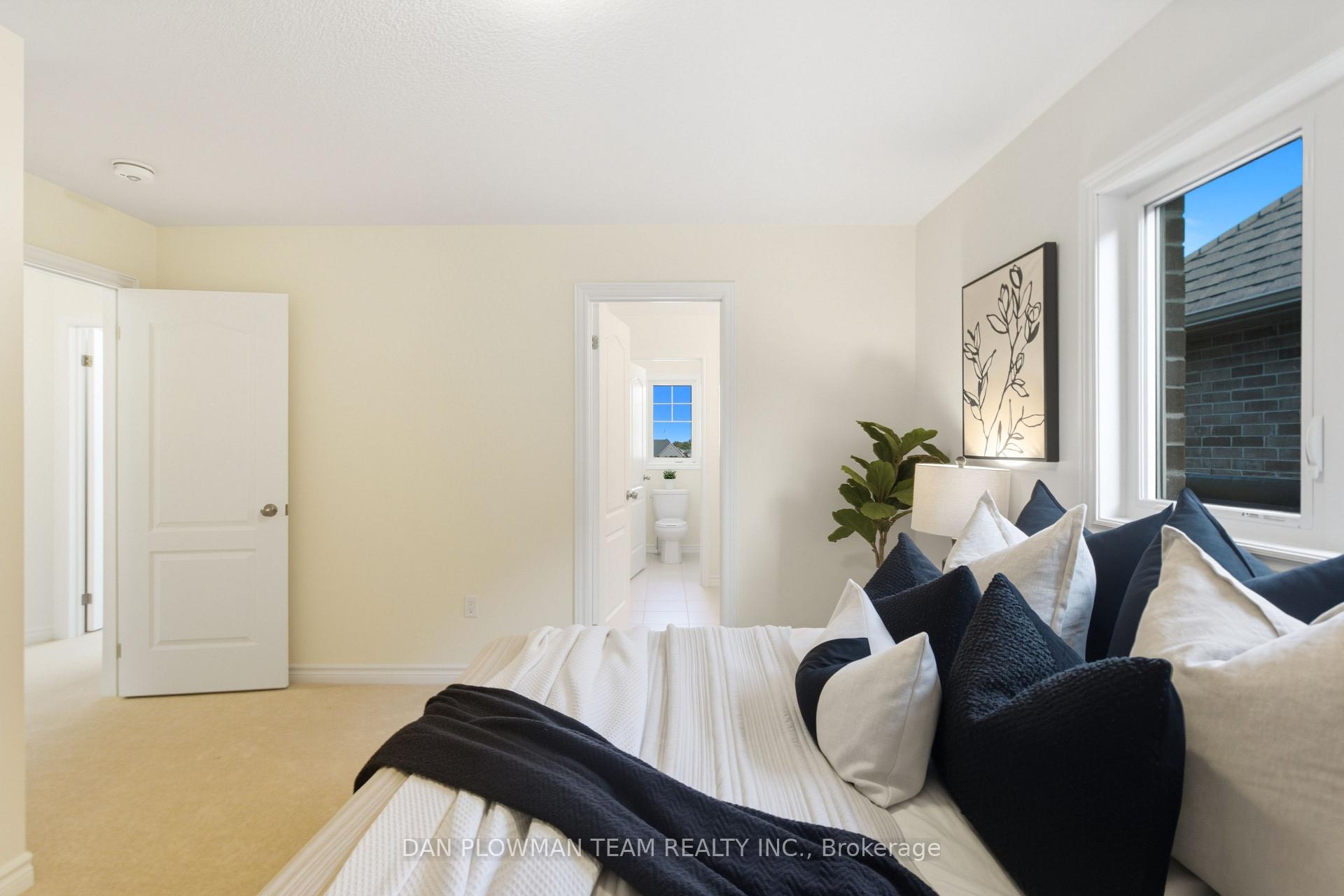 Photo 39 of 98 North Garden Boulevard, Scugog, Port Perry — HOMEH