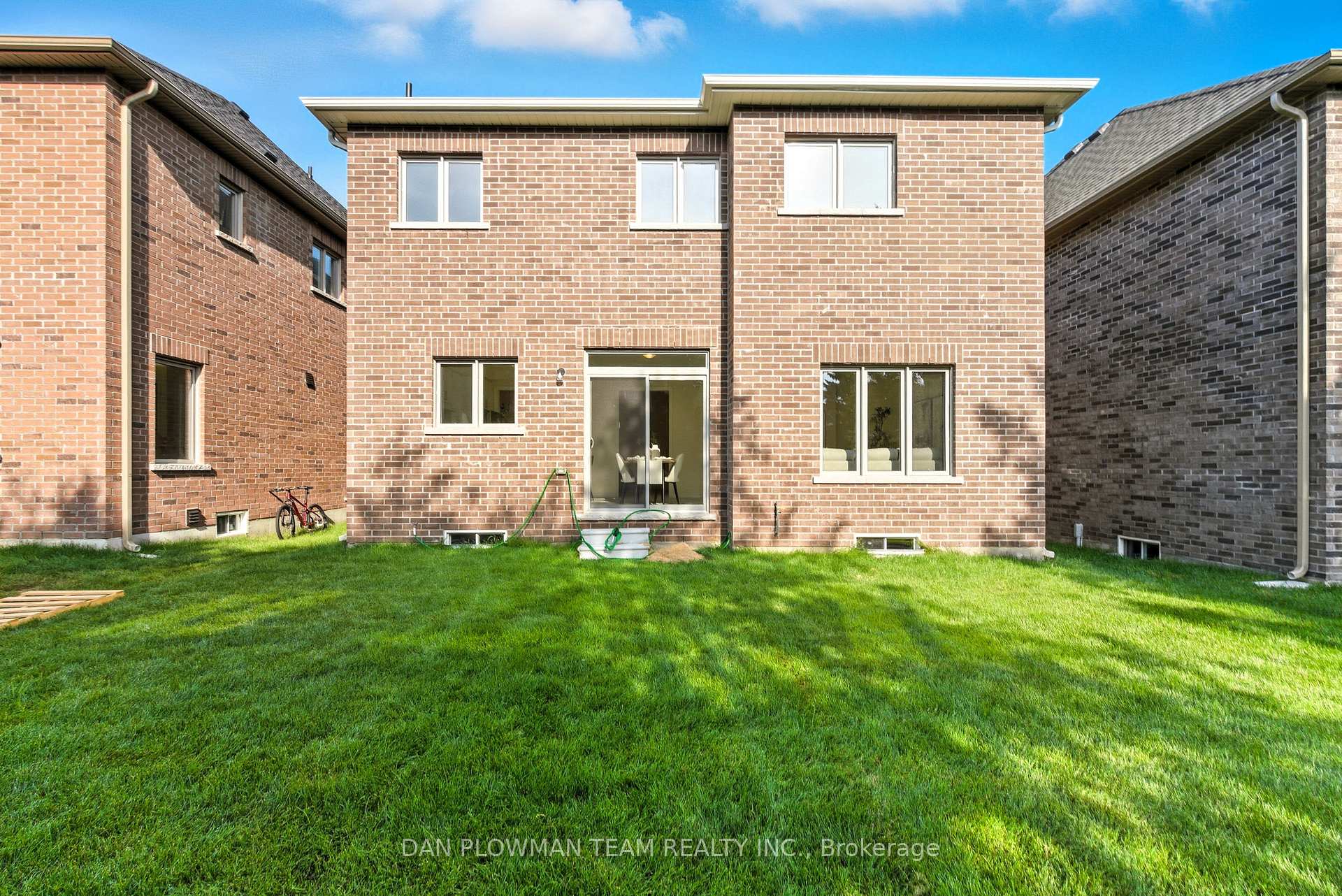 Photo 41 of 98 North Garden Boulevard, Scugog, Port Perry — HOMEH
